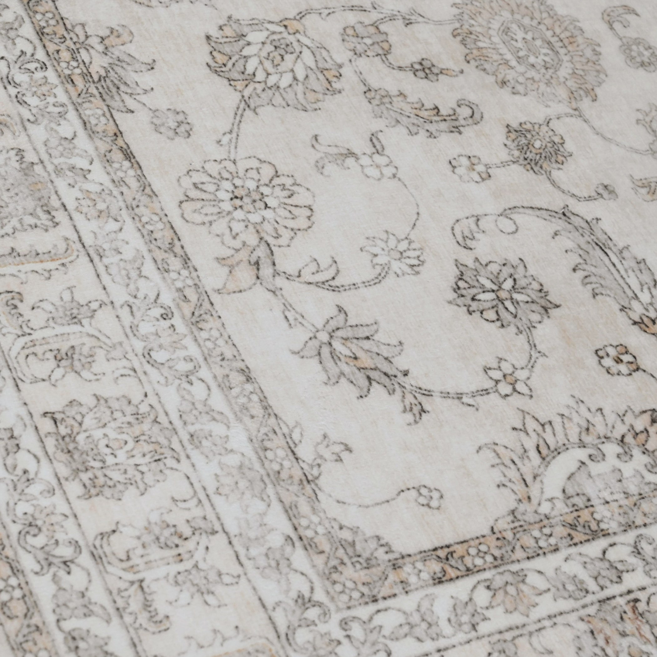 Miraj Ben Velvet Rug - 80x150 cm-hbxdecorandfurnishings-floorcoverings-rugs-image-5