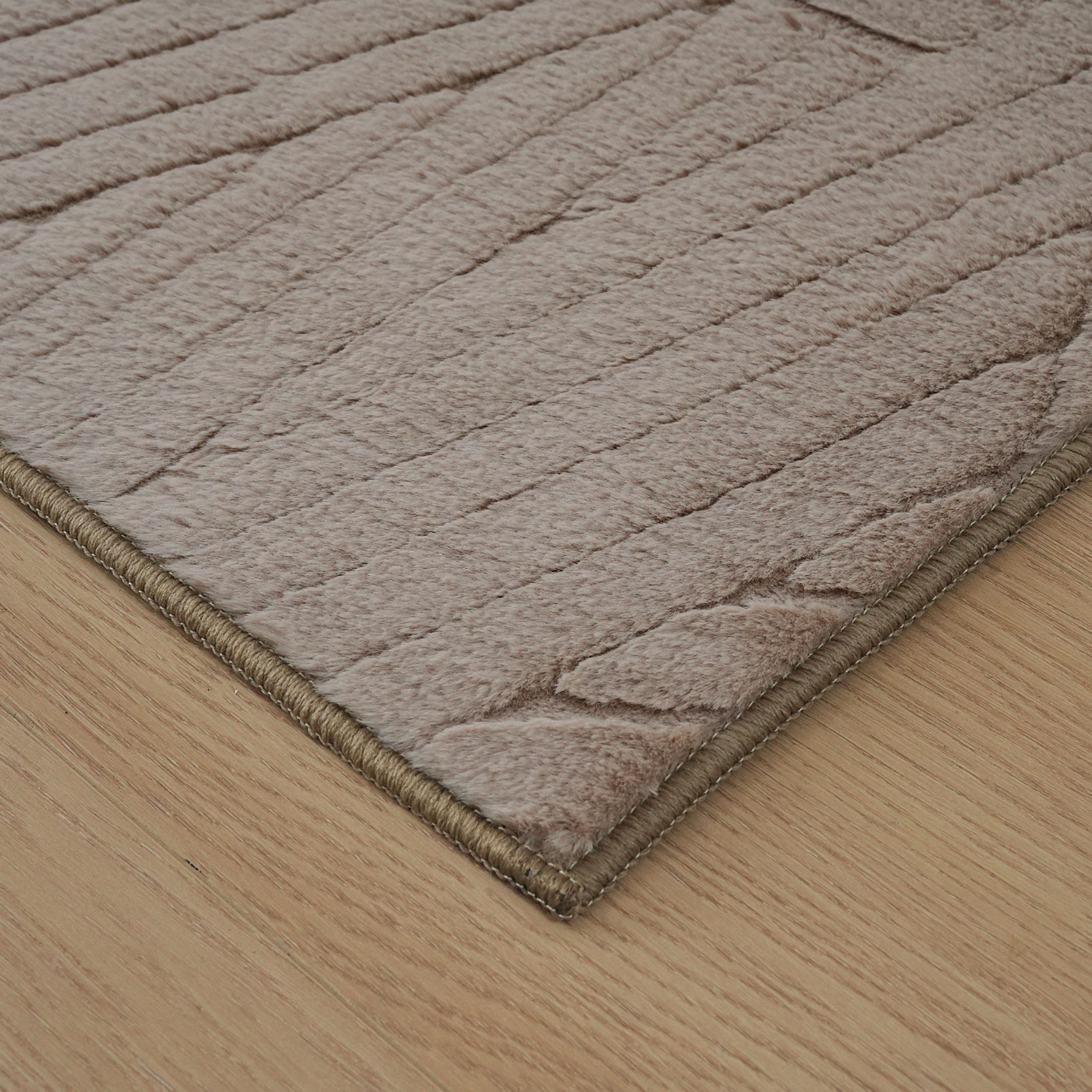 Zara Volco Jacquard Rabbit Fur Rug - 60x150 cm-hbxdecorandfurnishings-floorcoverings-rugs-image-3