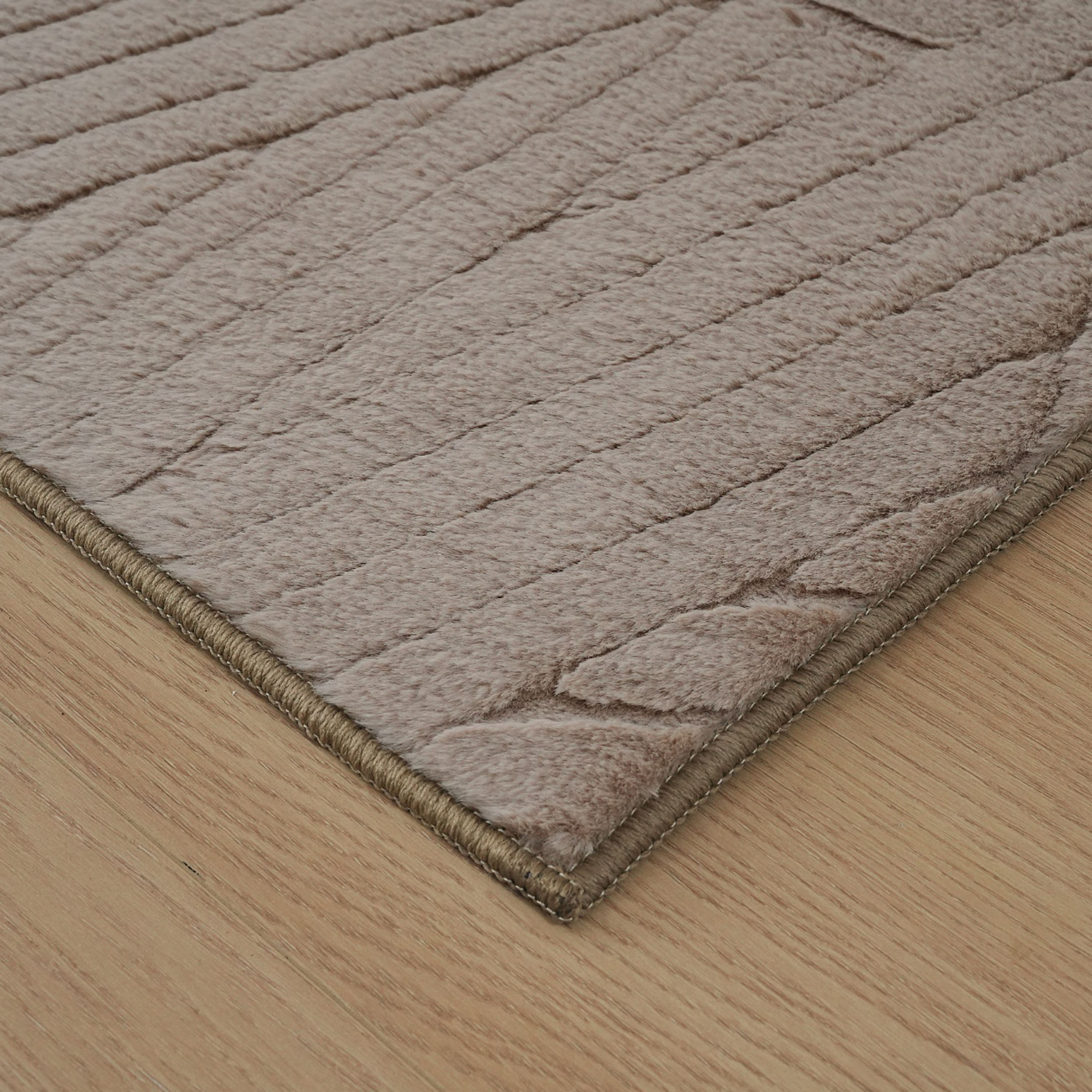 Zara Volco Jacquard Rabbit Fur Rug - 75x230 cm-hbxdecorandfurnishings-floorcoverings-rugs-image-3