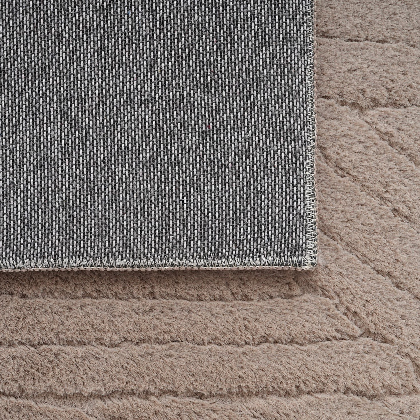 Zara Volco Jacquard Rabbit Fur Rug - 240x360 cm-hbxdecorandfurnishings-floorcoverings-rugs-image-5