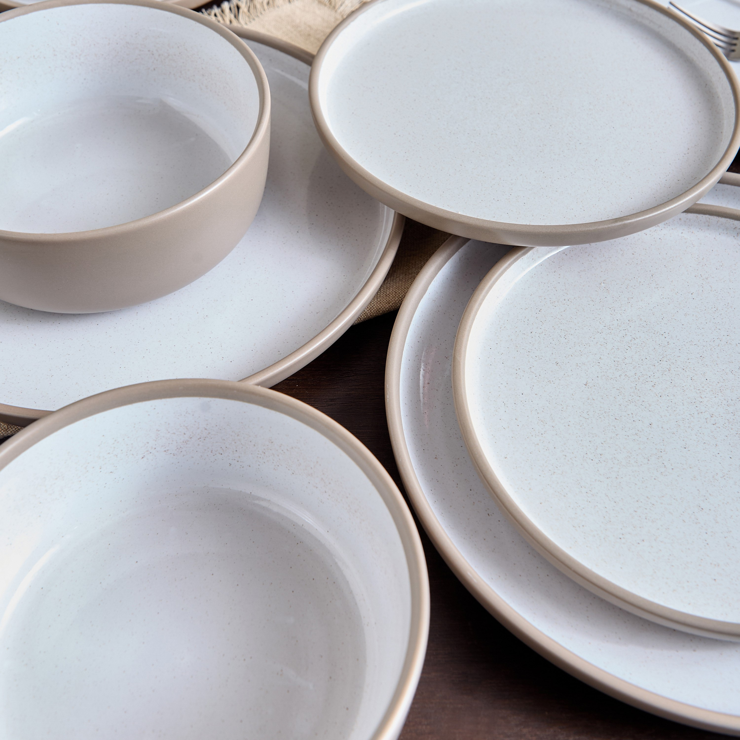 Elegenza Rose 12-Piece Dinner Set - Serves 4-hbxdiningroom-tabletop-dinnersets-image-3