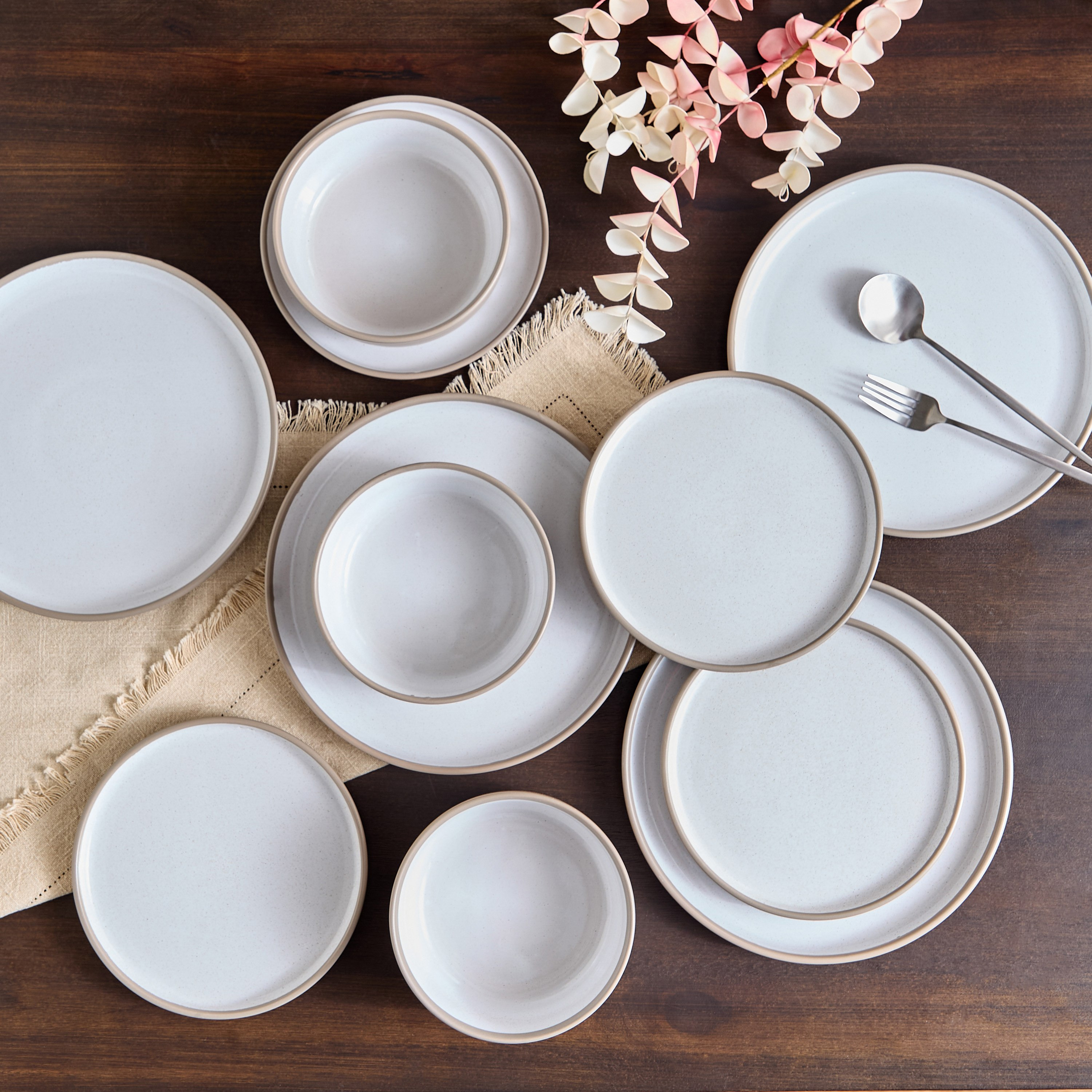 طقم عشاء 12 قطعة روز من إليجانزا - يكفي 4 أفراد-PROMO_HB_SA_SETFOR1299_270826-image-5