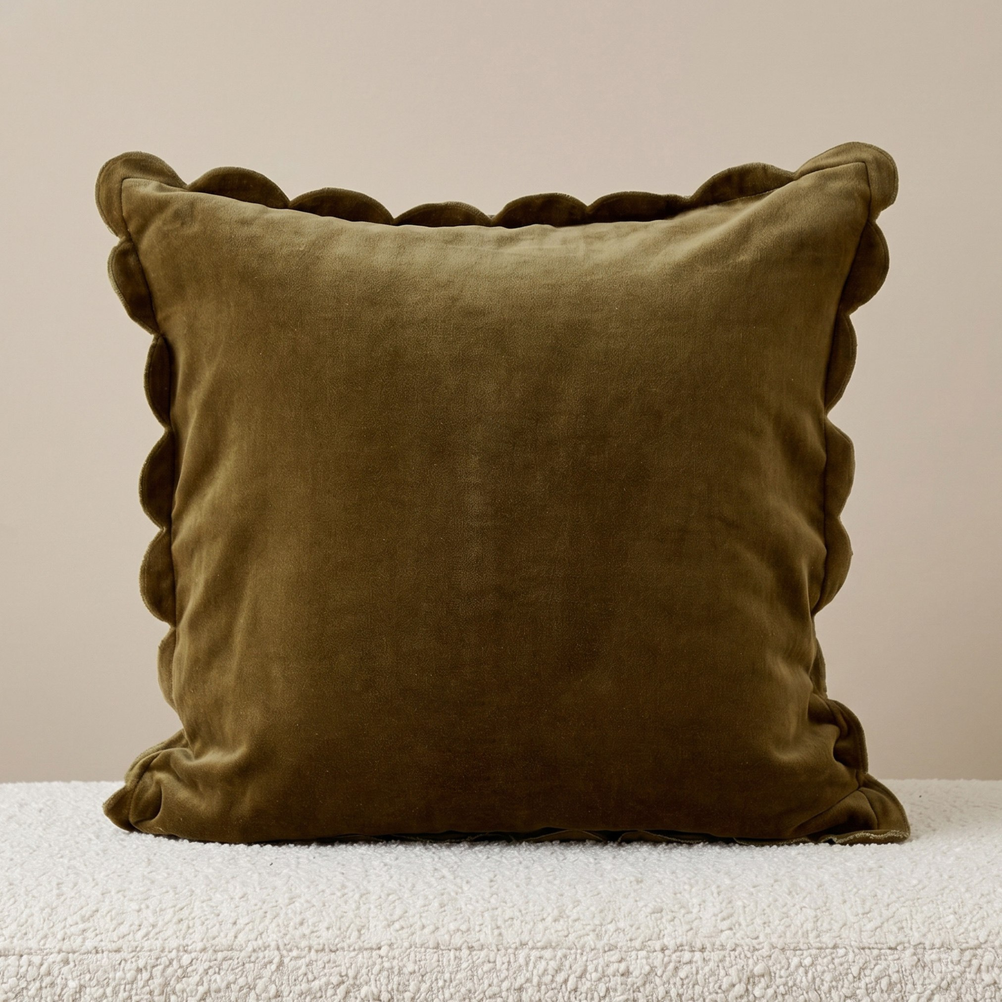 Soft Summer Scallop Filled Cushion - 50x50 cm-hbxhomeware-hbxbedroom-image-1