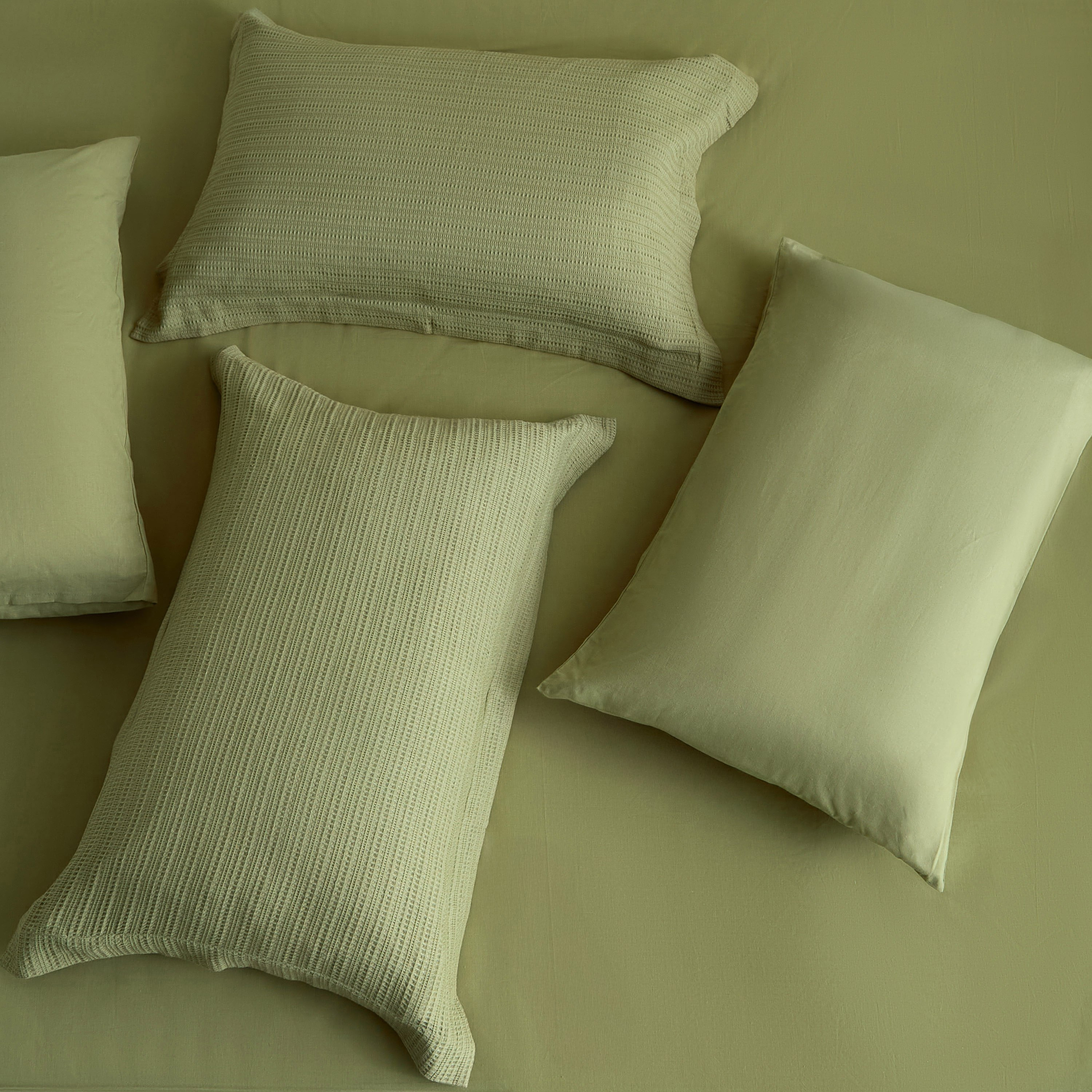 طقم لحاف سوبر كينج من القطن والفيسكوز ملوو 6 قطع بنقشة وافل من ويف إيليجانس - 240×260 سم-hbxhomeware-hbxbedroom-image-7