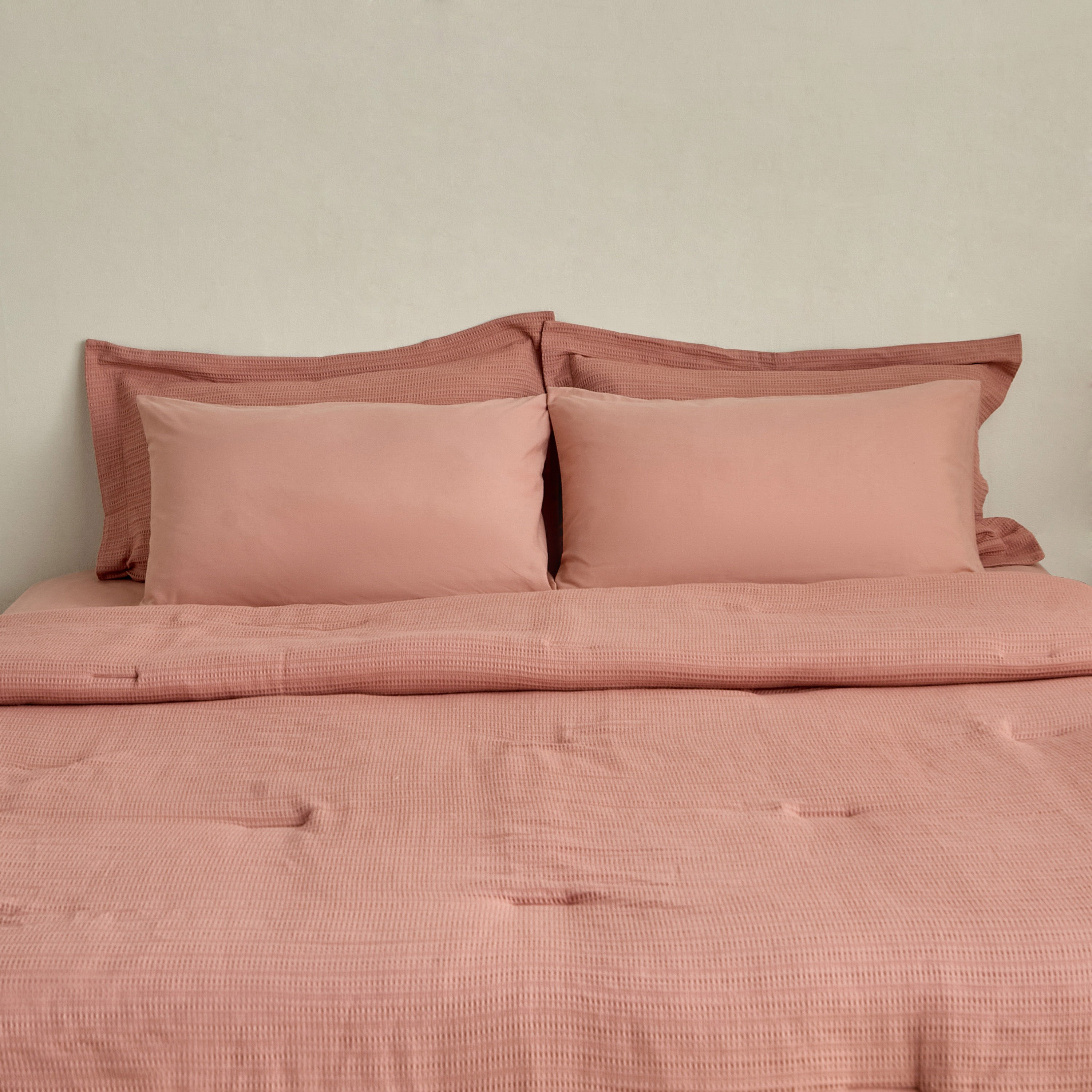 طقم لحاف كينج من القطن والفيسكوز ملوو 5 قطع بنقشة وافل من ويف إيليجانس - 220×240 سم-hbxhomeware-hbxbedroom-image-2