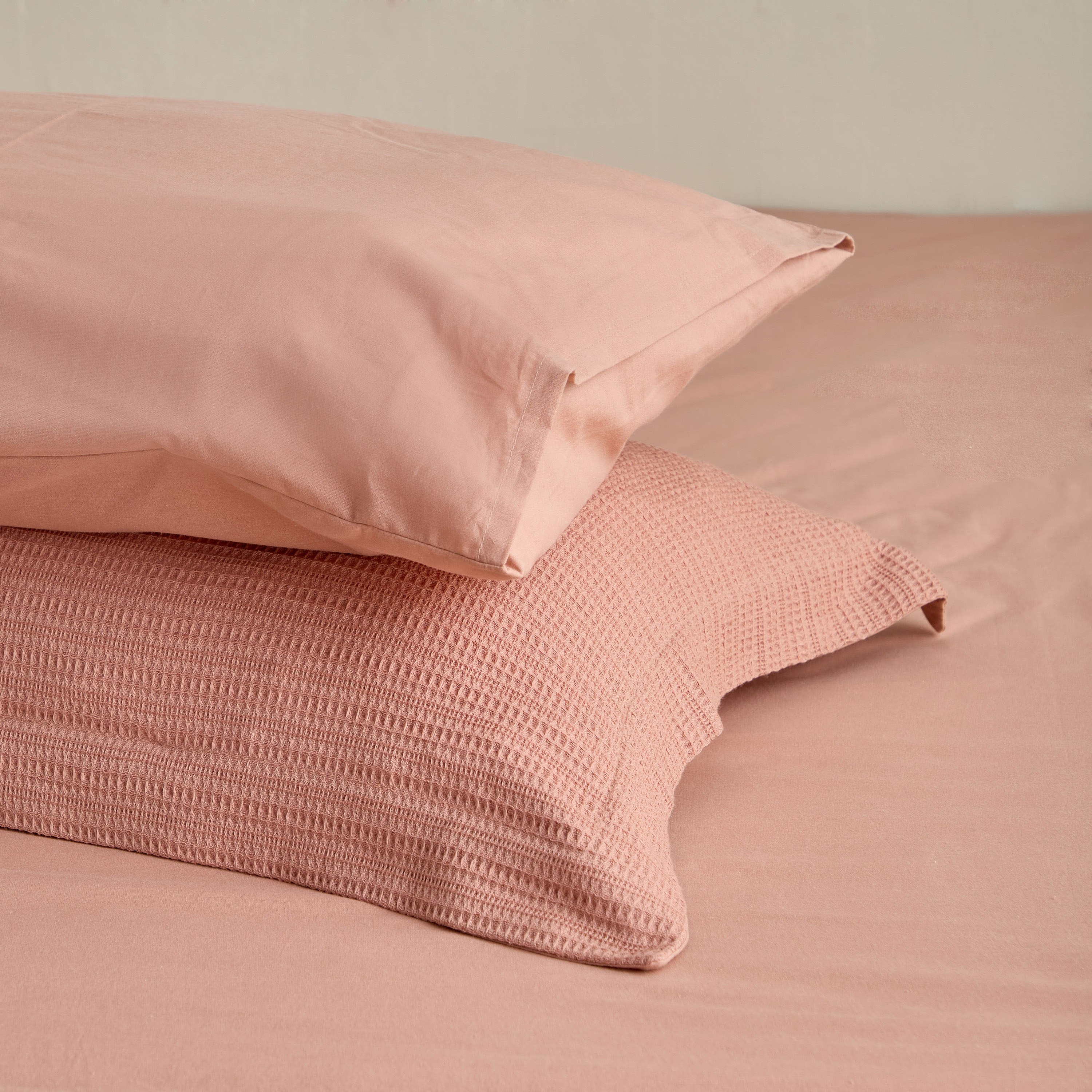 طقم لحاف كينج من القطن والفيسكوز ملوو 5 قطع بنقشة وافل من ويف إيليجانس - 220×240 سم-hbxhomeware-hbxbedroom-image-6