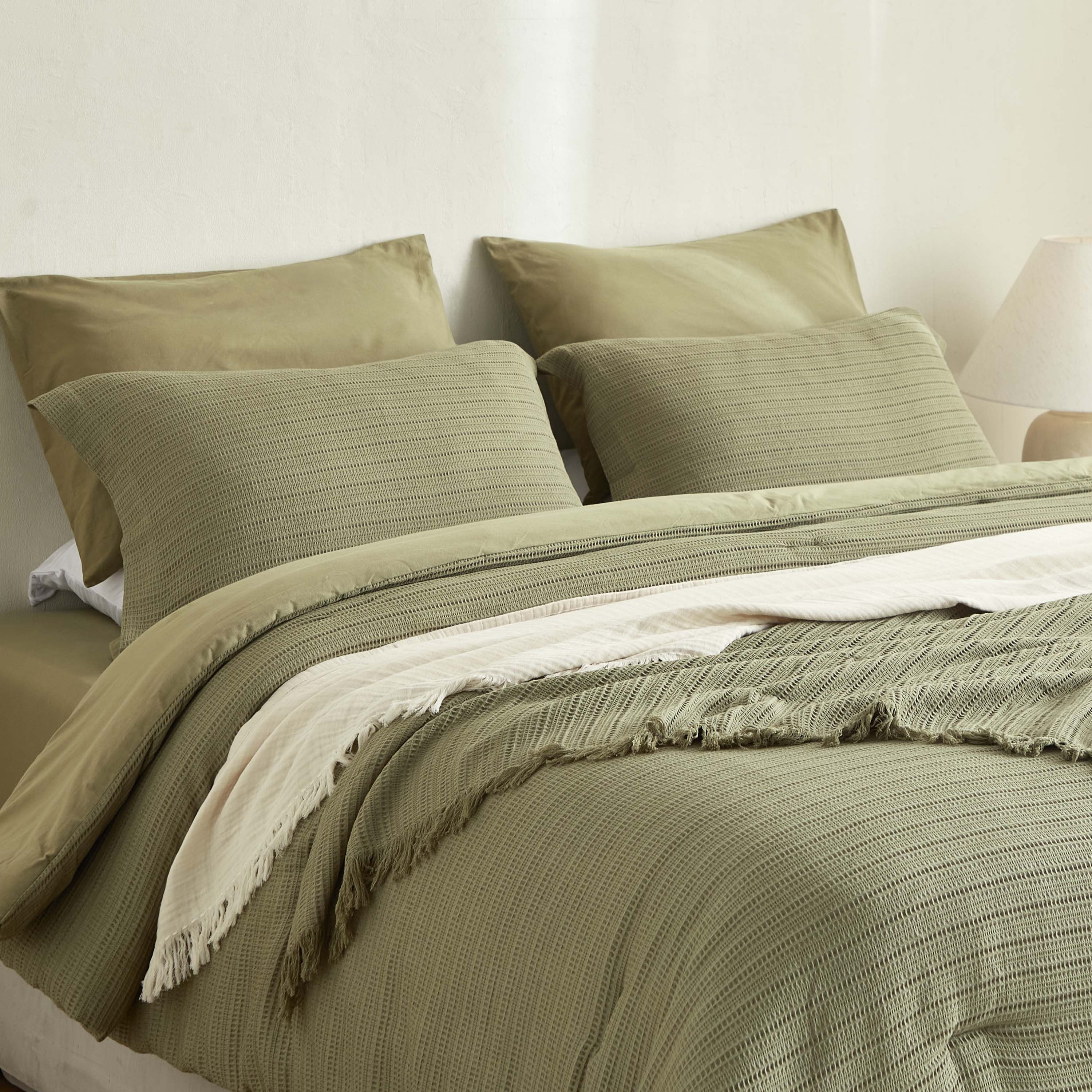 Weave Elegance Elysian Gauze Throw - 130x170 cm-hbxdecorandfurnishings-bedding-throws-image-5