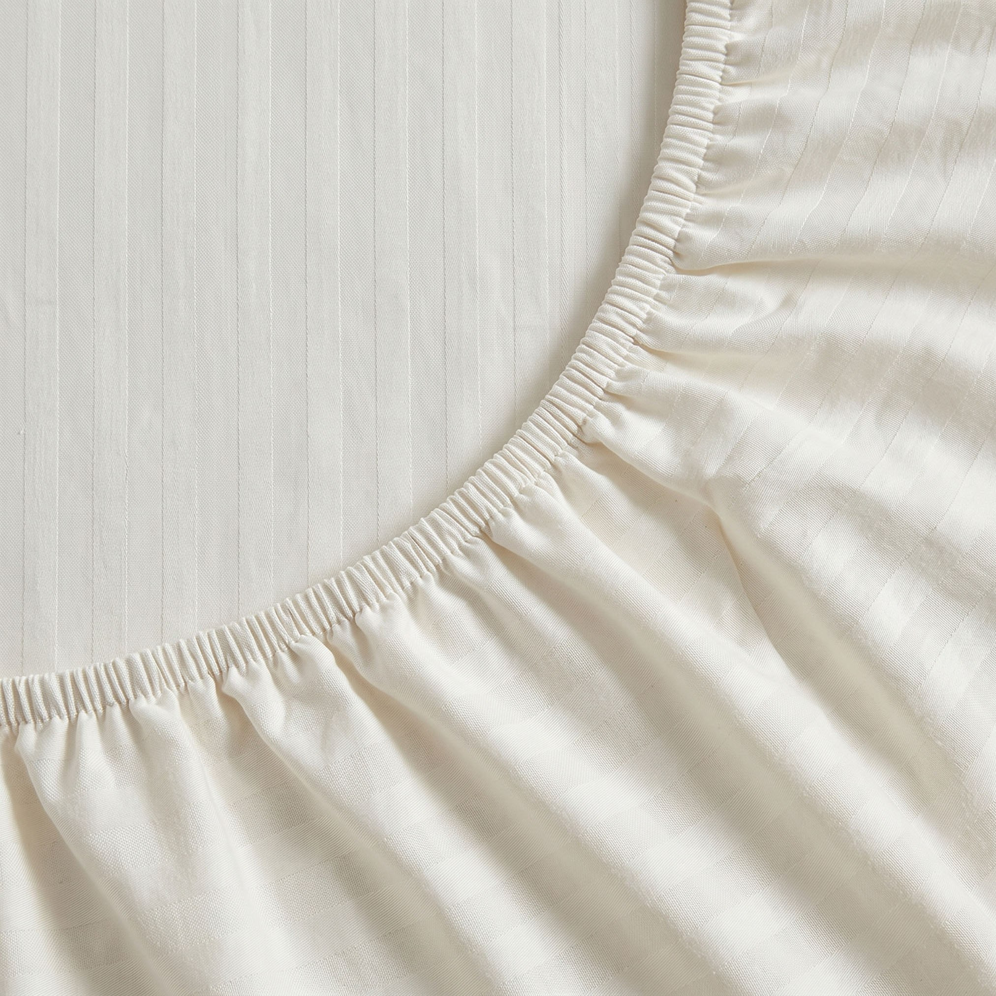 Hamilton Stripe Satin Cotton Single Fitted Sheet - 90x200+36 cm-hbxhomeware-hbxbedroom-image-3
