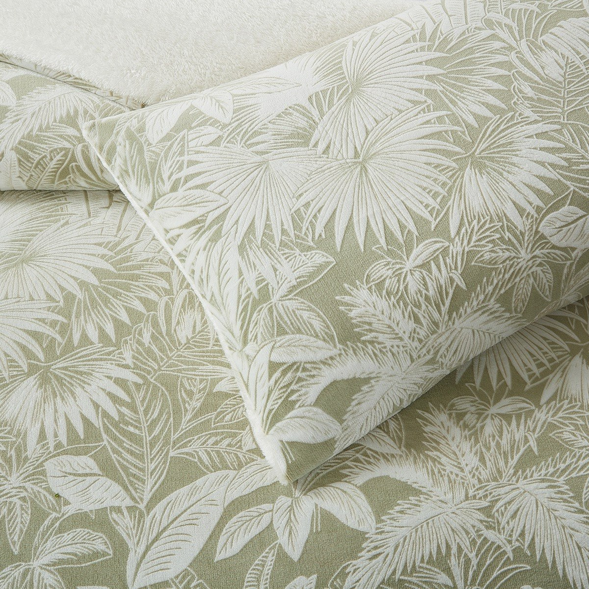 Bern Oasis 2-Piece Twin Flannel Comforter Set - 150x220 cm-hbxhomeware-hbxkidsandyouth-image-3