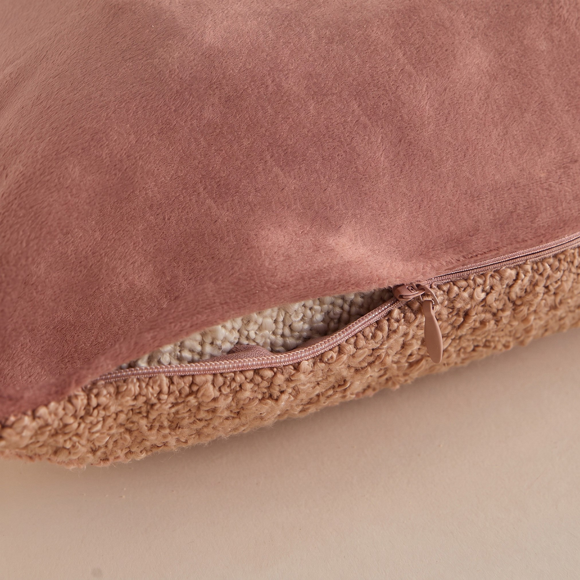GentelTwist Boucle Cushion Cover - 50x50 cm-hbxhomeware-hbxbedroom-image-2