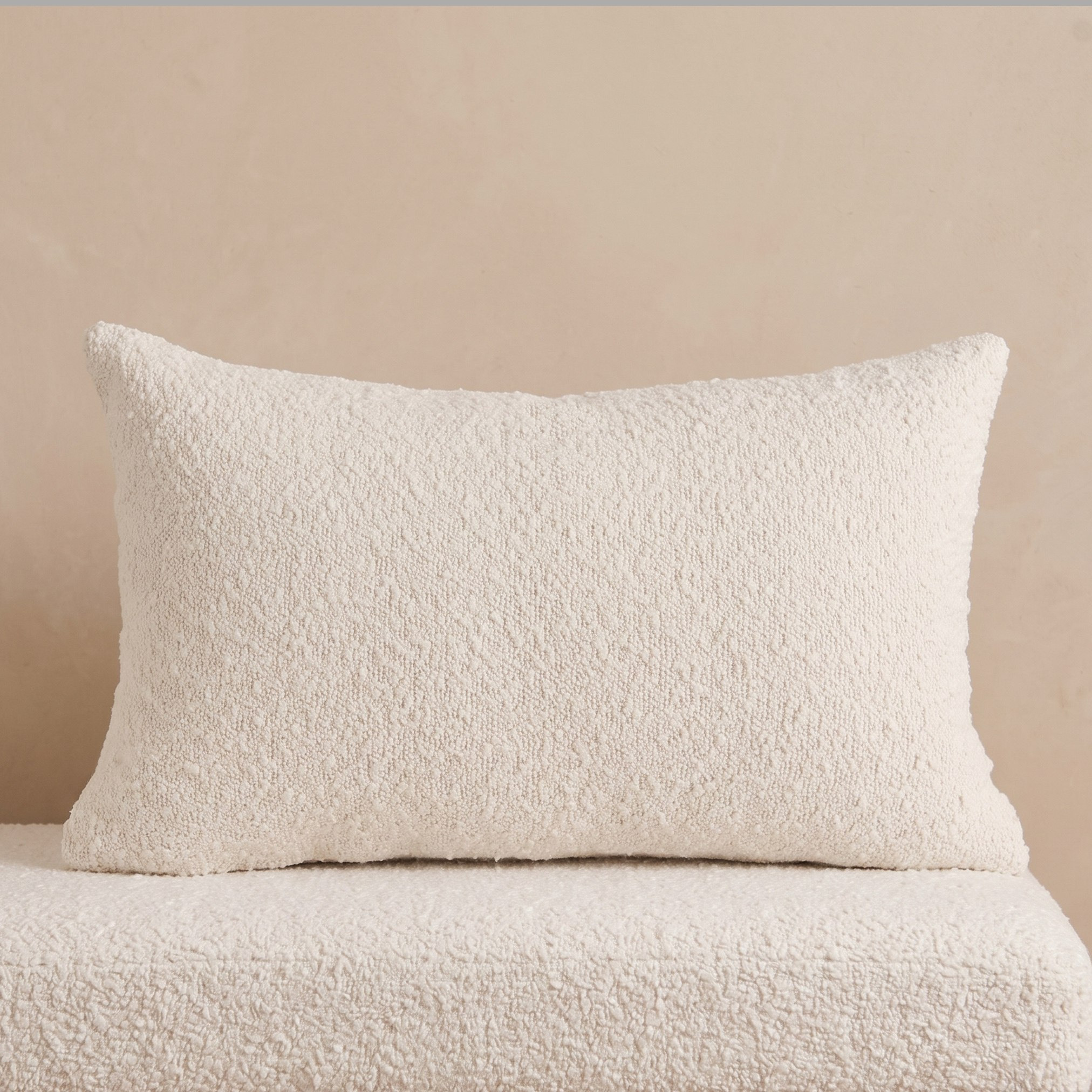 GentelTwist Boucle Cushion Cover - 30x50 cm-hbxhomeware-hbxbedroom-image-1