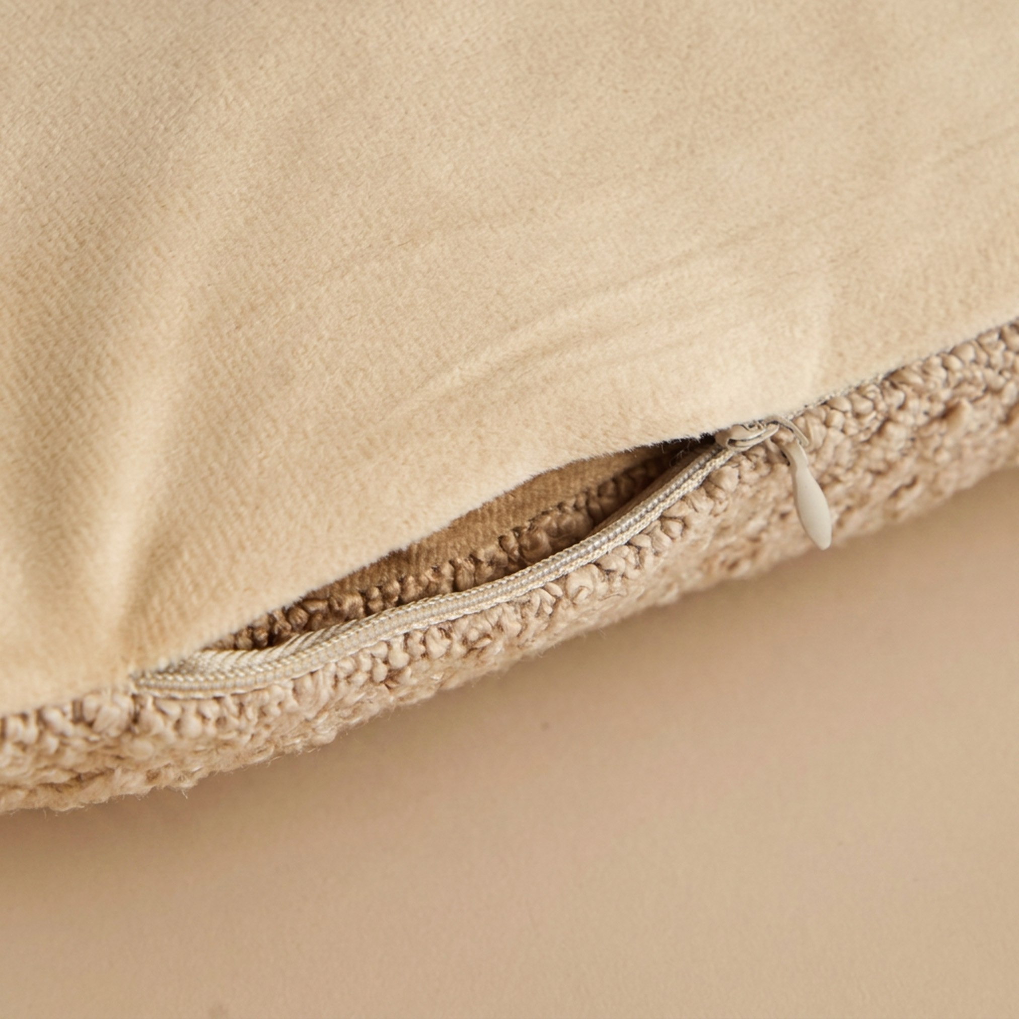 GentelTwist Boucle Cushion Cover - 30x50 cm-hbxhomeware-hbxbedroom-image-2