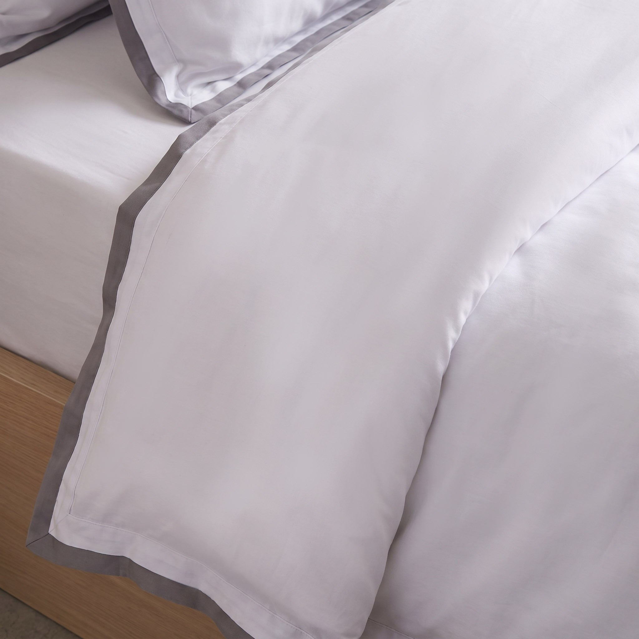 Haven 3-Piece Flange Border Twin Comforter Set - 160x220 cm-hbxhomeware-hbxbedroom-image-4