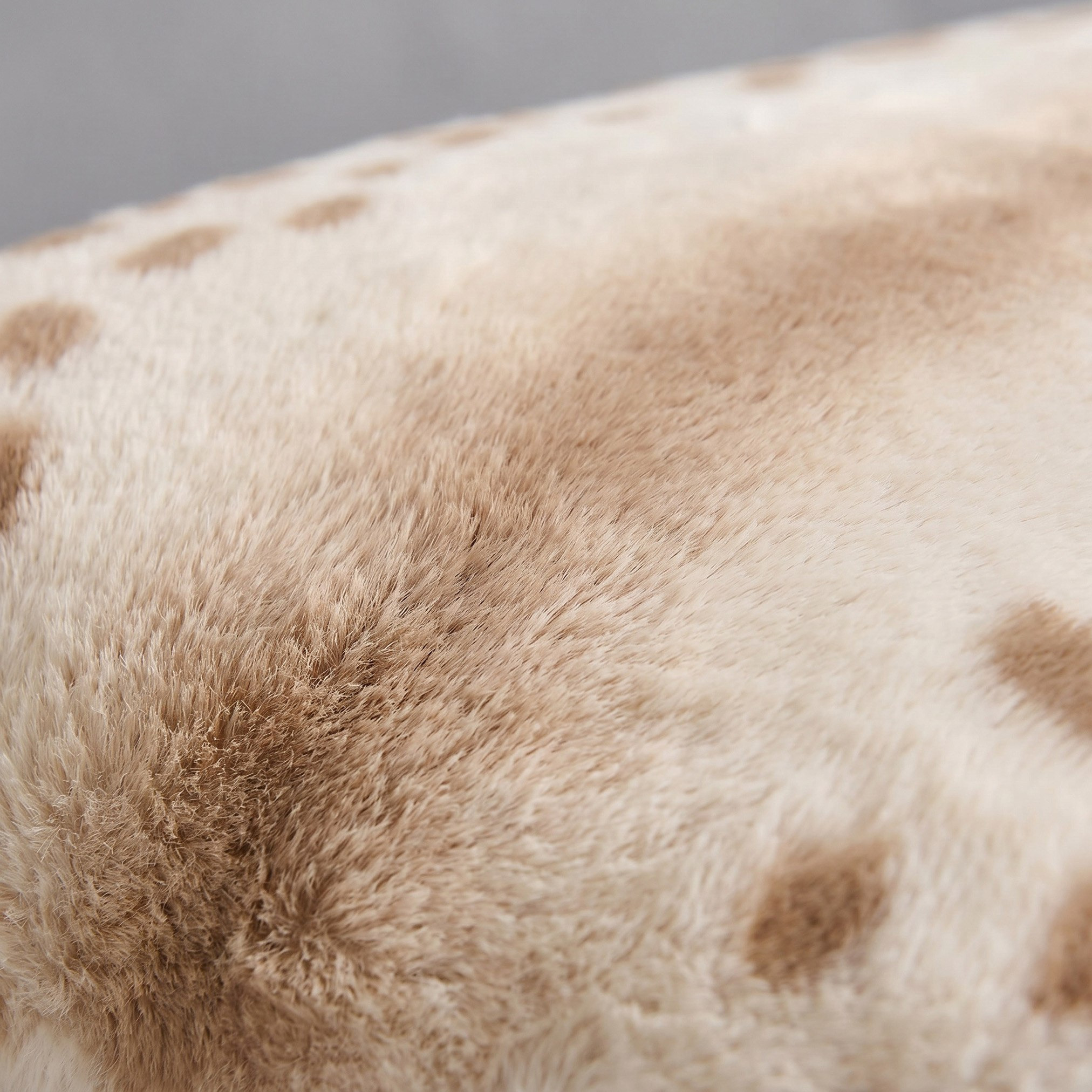 Cozy Duo 2-Piece Animal Leo Print Filled Cushion Set - 50x50 cm-hbxhomeware-hbxbedroom-image-2