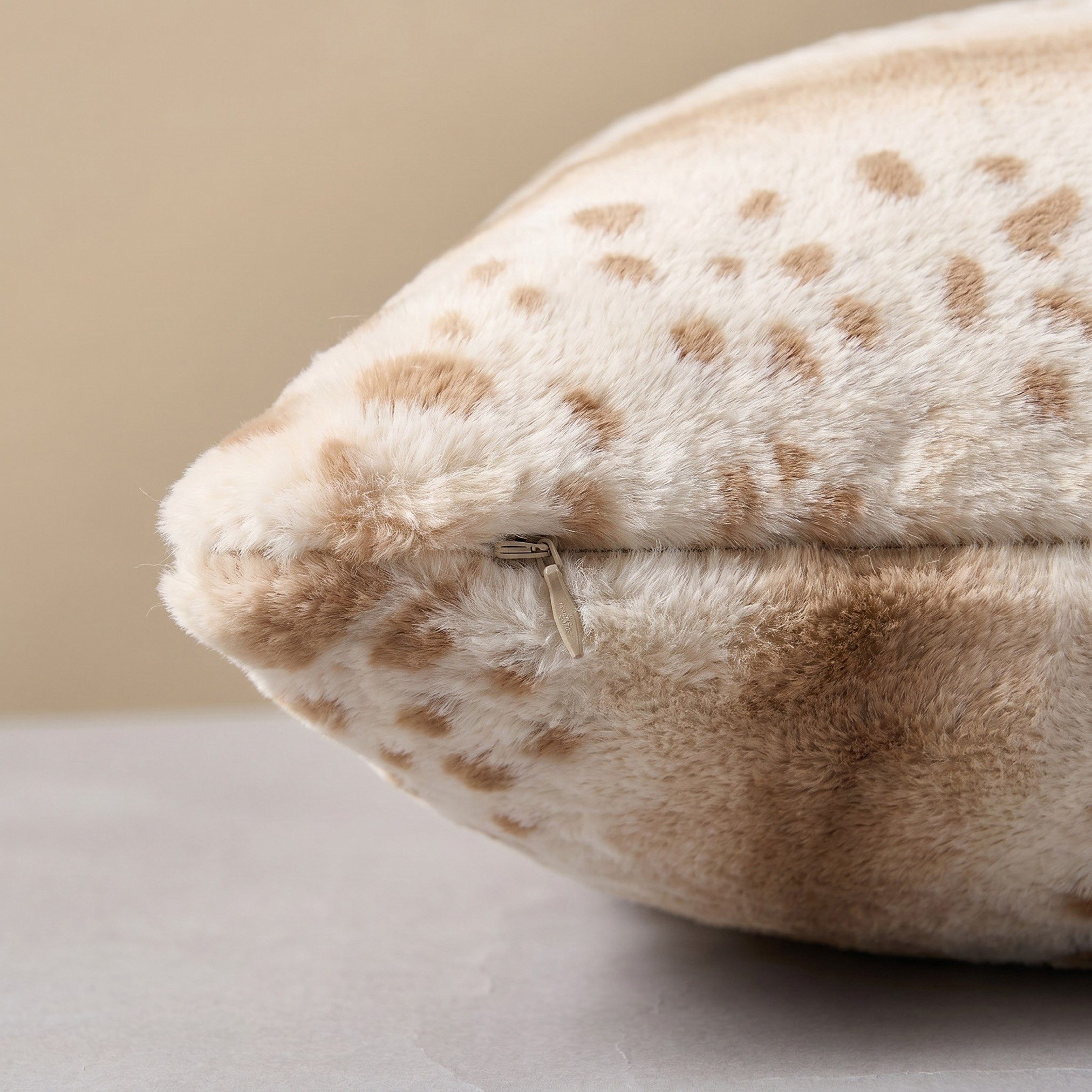 Cozy Duo 2-Piece Animal Leo Print Filled Cushion Set - 50x50 cm-hbxhomeware-hbxbedroom-image-3