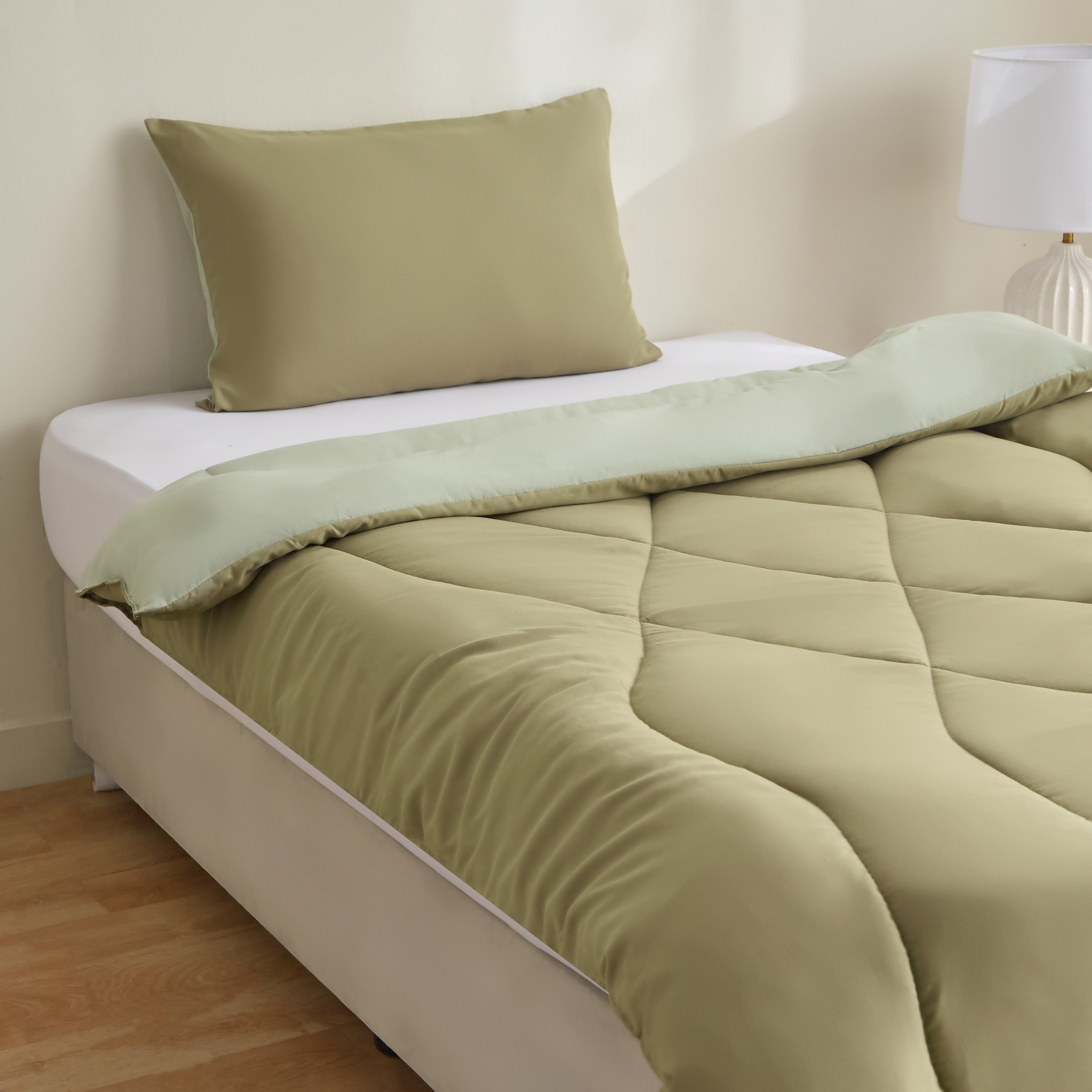 Derby Reversible Microfibre 2-Piece Single Comforter Set - 135x220 cm-hbxhomeware-hbxkidsandyouth-image-1