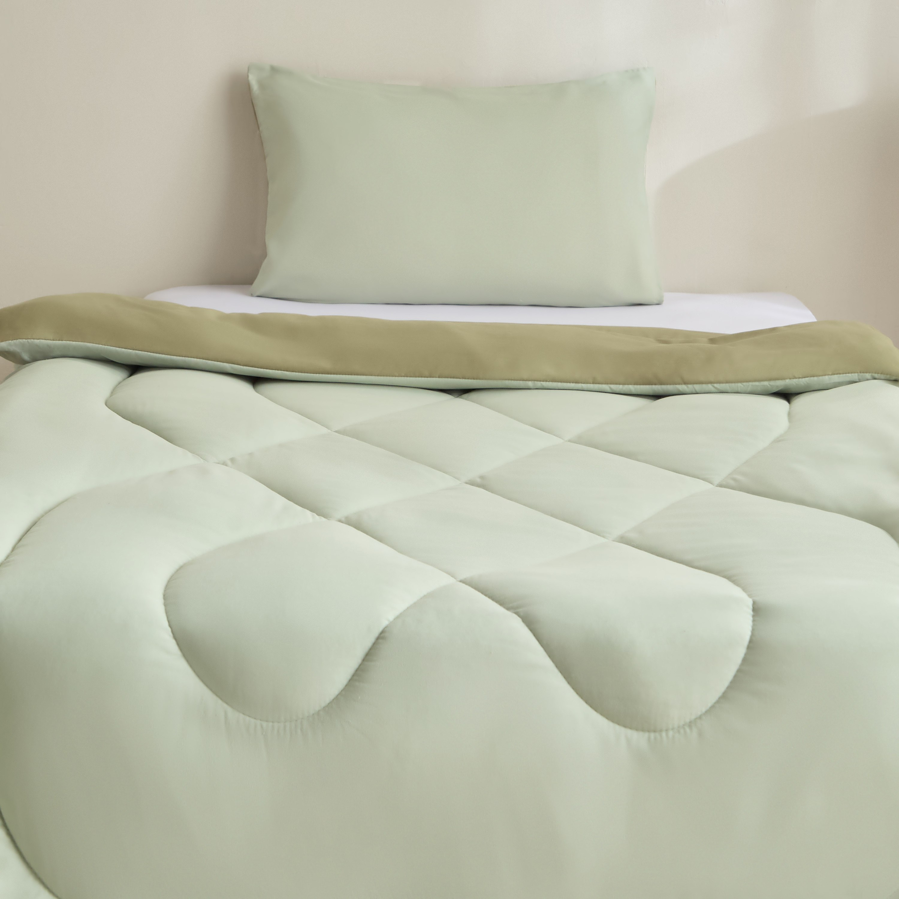 Derby Reversible Microfibre 2-Piece Single Comforter Set - 135x220 cm-hbxhomeware-hbxkidsandyouth-image-3