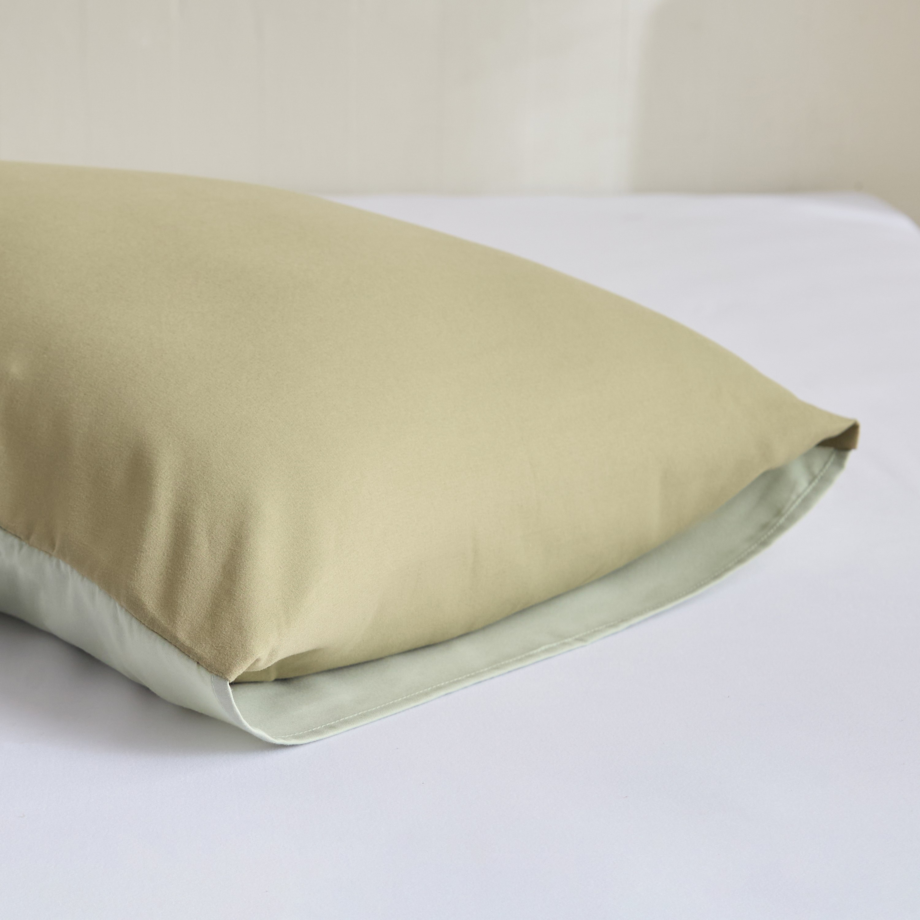 Derby Reversible Microfibre 2-Piece Single Comforter Set - 135x220 cm-hbxhomeware-hbxkidsandyouth-image-7