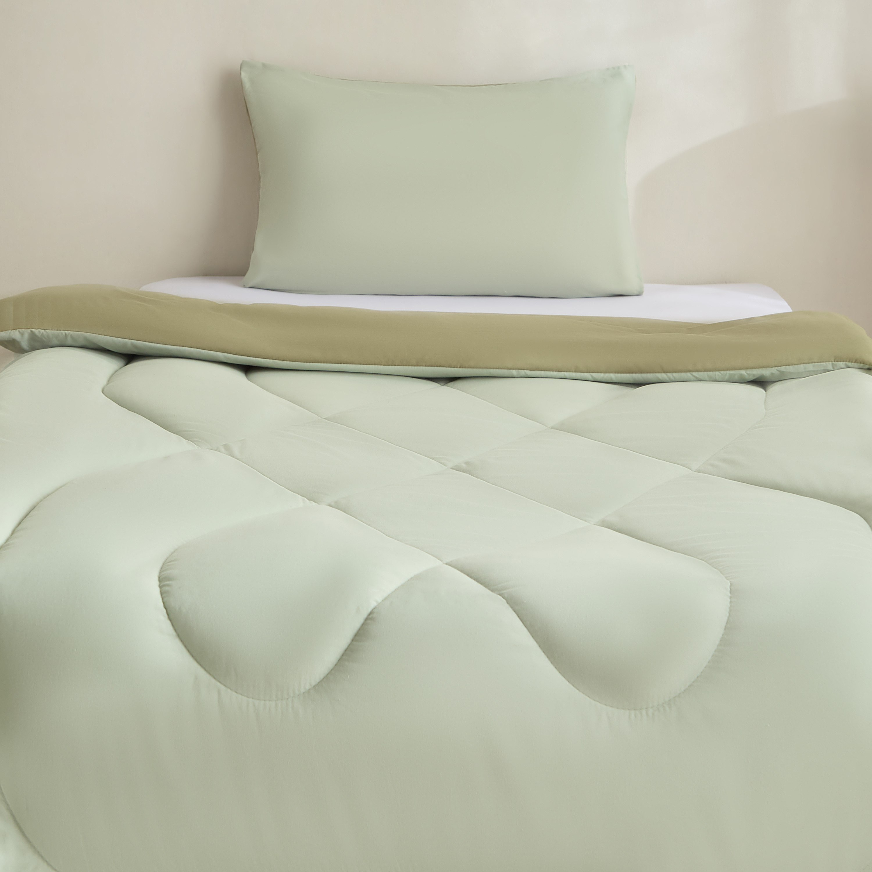 Derby Reversible Microfibre 2-Piece Twin Comforter Set - 160x220 cm-hbxhomeware-hbxkidsandyouth-image-3