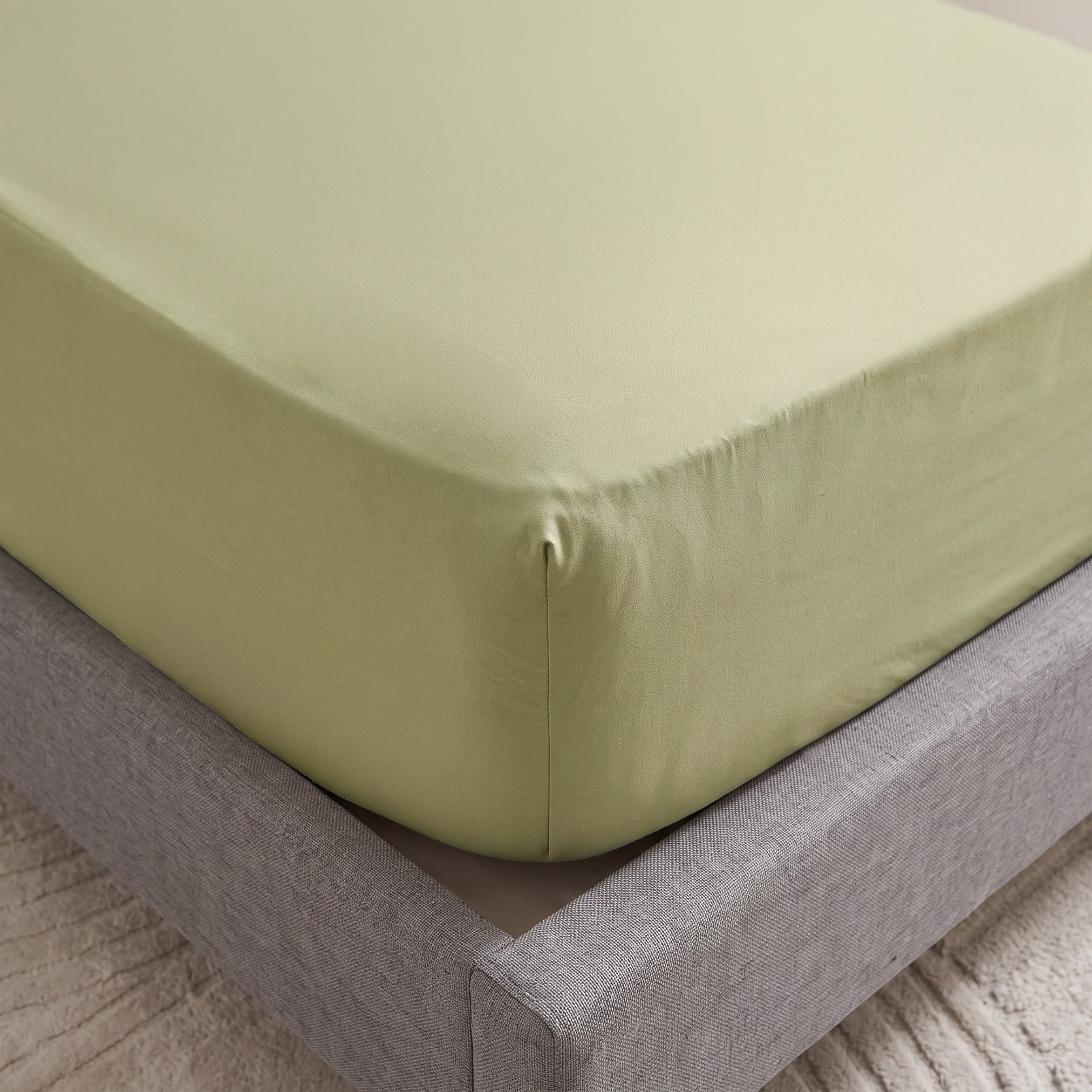 Derby Solid Microfiber Queen Fitted Sheet - 150x200+25 cm-hbxhomeware-hbxbedroom-image-3