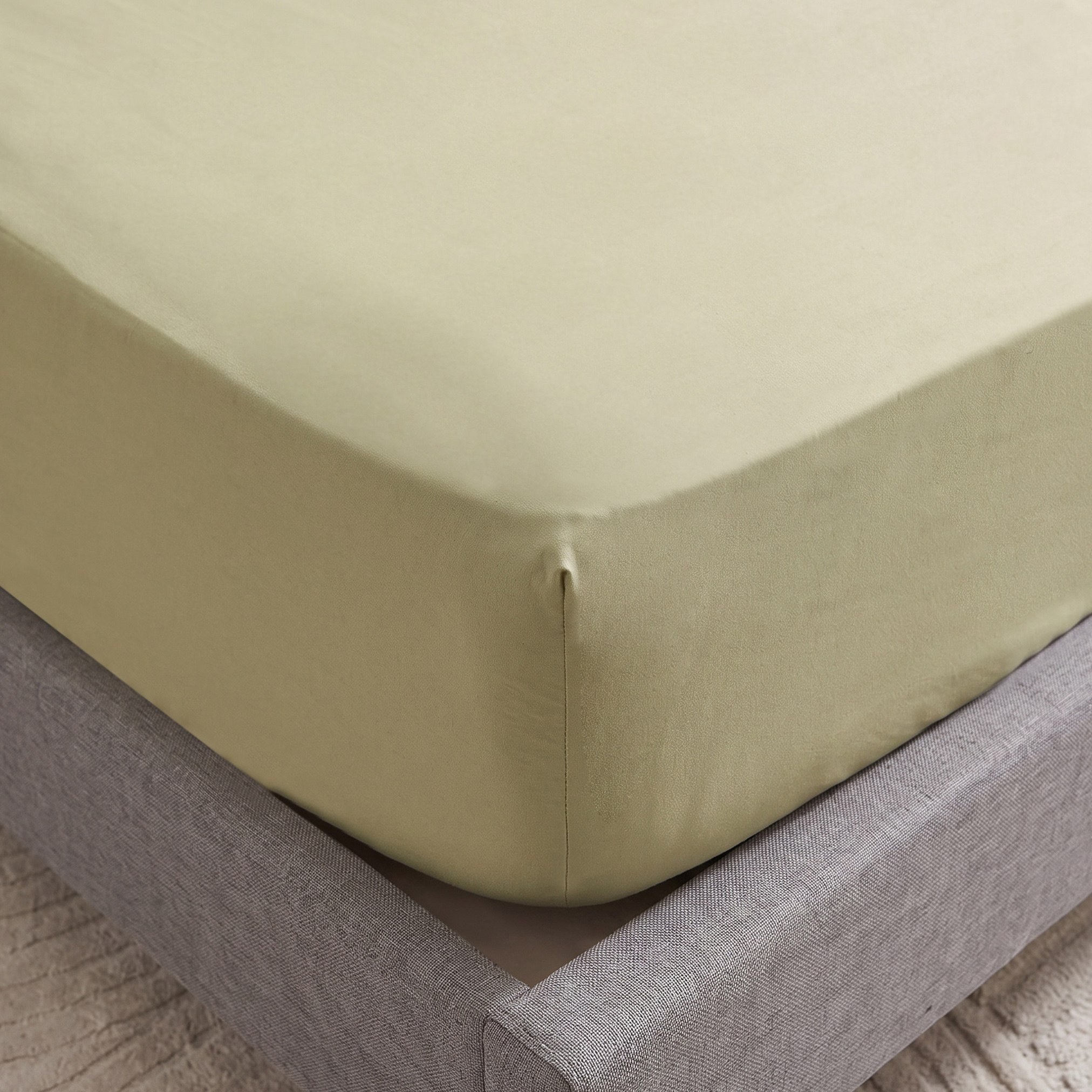 Derby Solid Microfibre Olympic Queen Fitted Sheet - 160x200+25 cm-hbxhomeware-bedding-fittedsheets-image-3