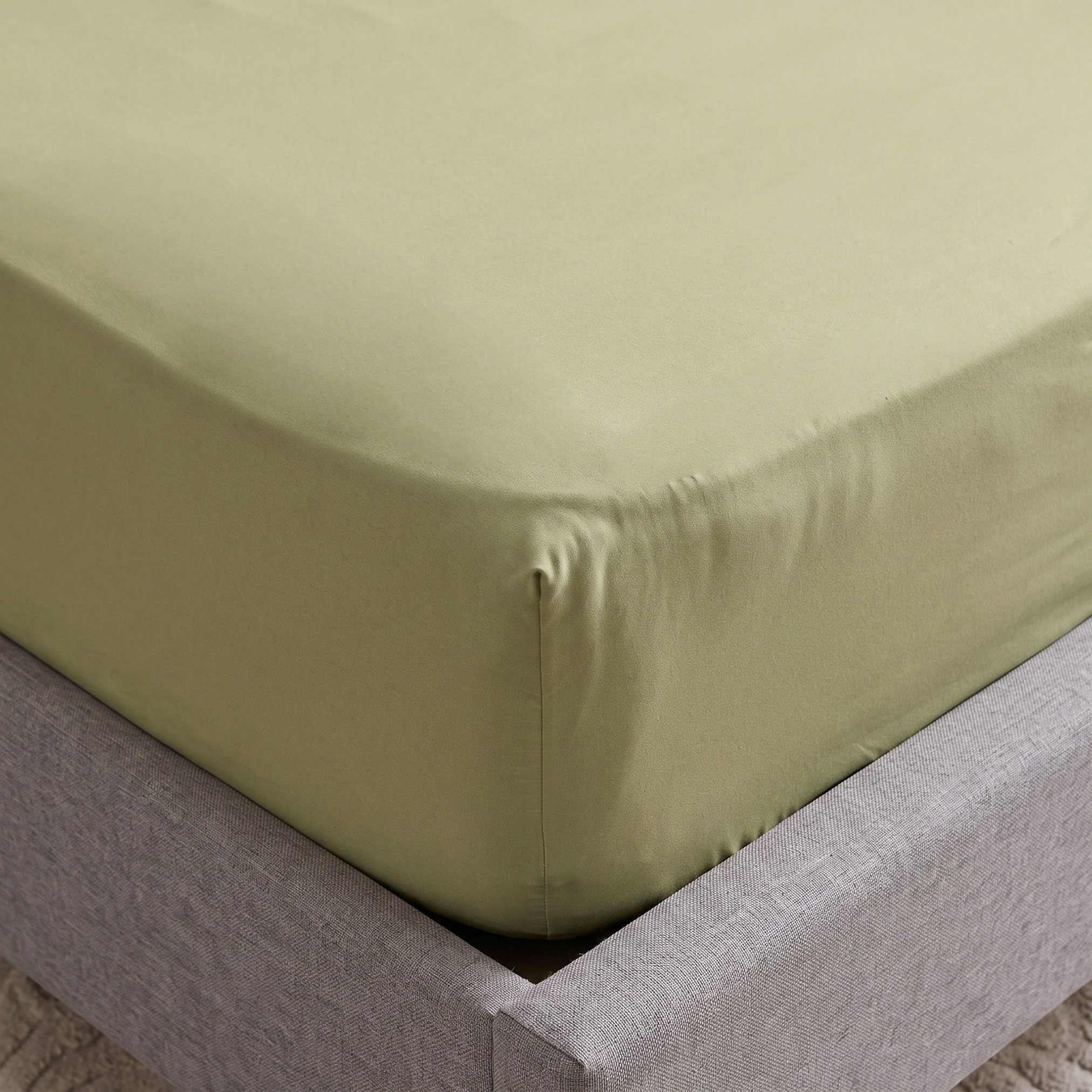 Derby Solid Microfiber King Fitted Sheet - 180x200+25 cm-hbxhomeware-hbxbedroom-image-1