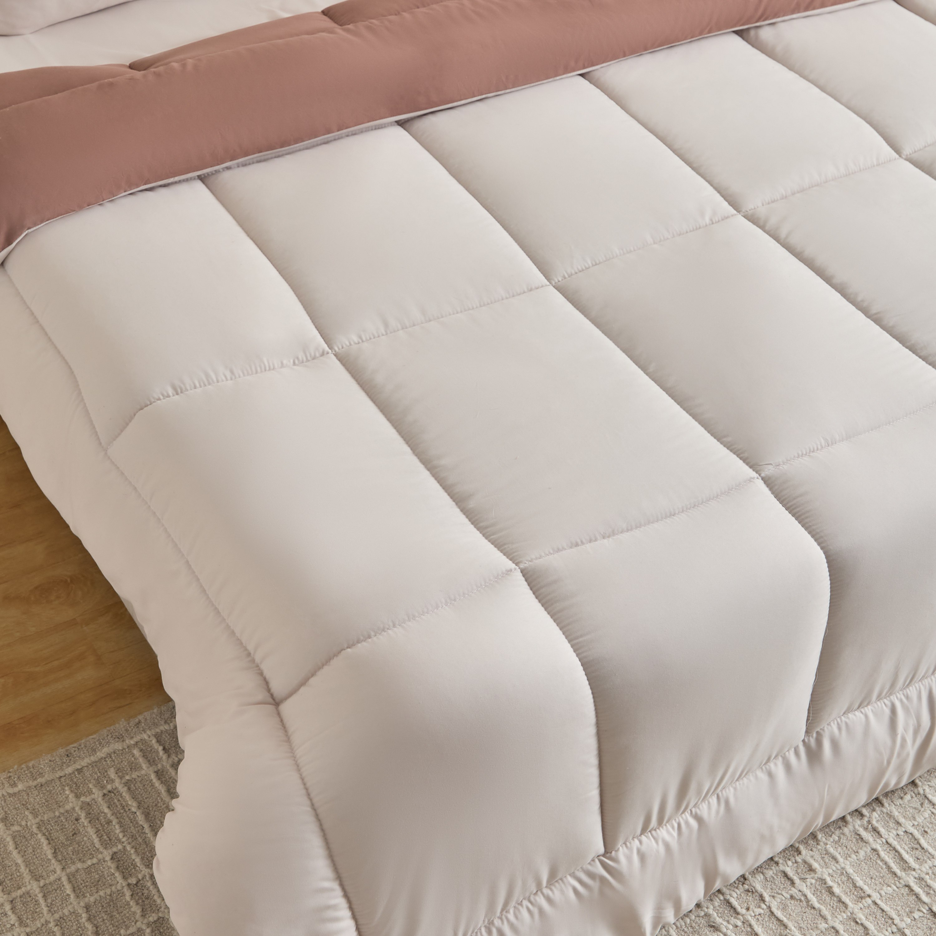 Luno Sleep Ease 6-Piece Hotel Reversible Microfiber King BIAB Comforter Set - 220x240 cm-hbxhomeware-hbxbedroom-image-5