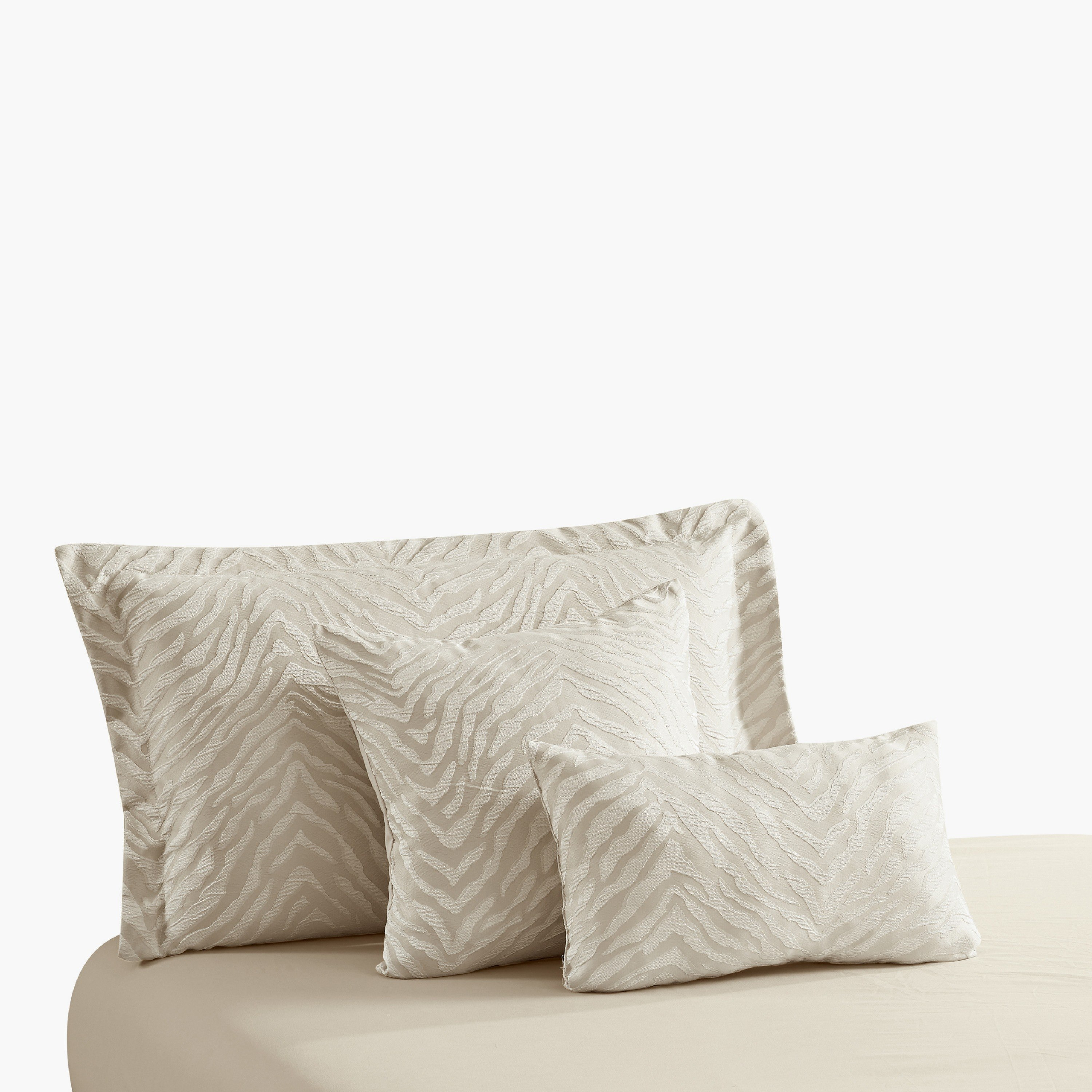 Artisan Deluxe Leo 10-Piece BIAB Super King Comforter Set - 240x260 cm-hbxhomeware-hbxbedroom-image-3