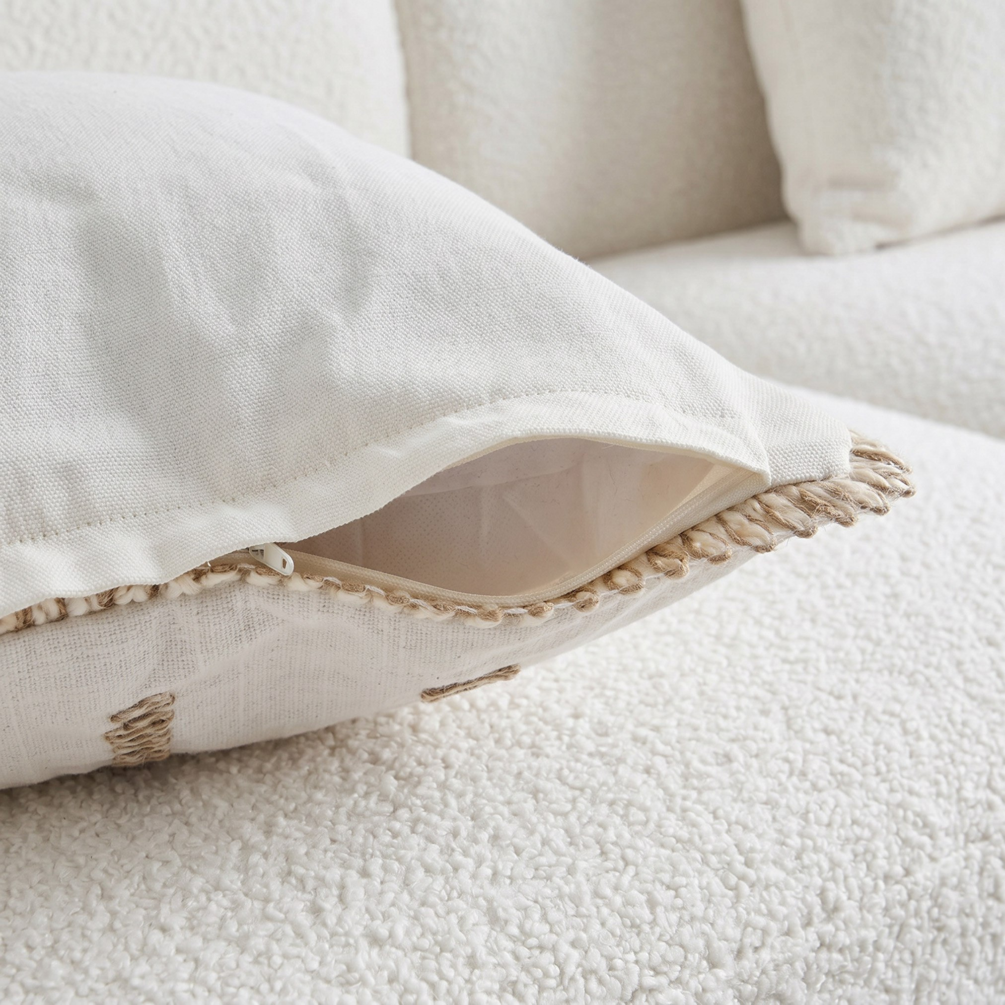 وسادة محشوة من بلام - 50×50 سم-hbxlivingroom-furnishings-cushionsandcovers-filledcushions-image-3