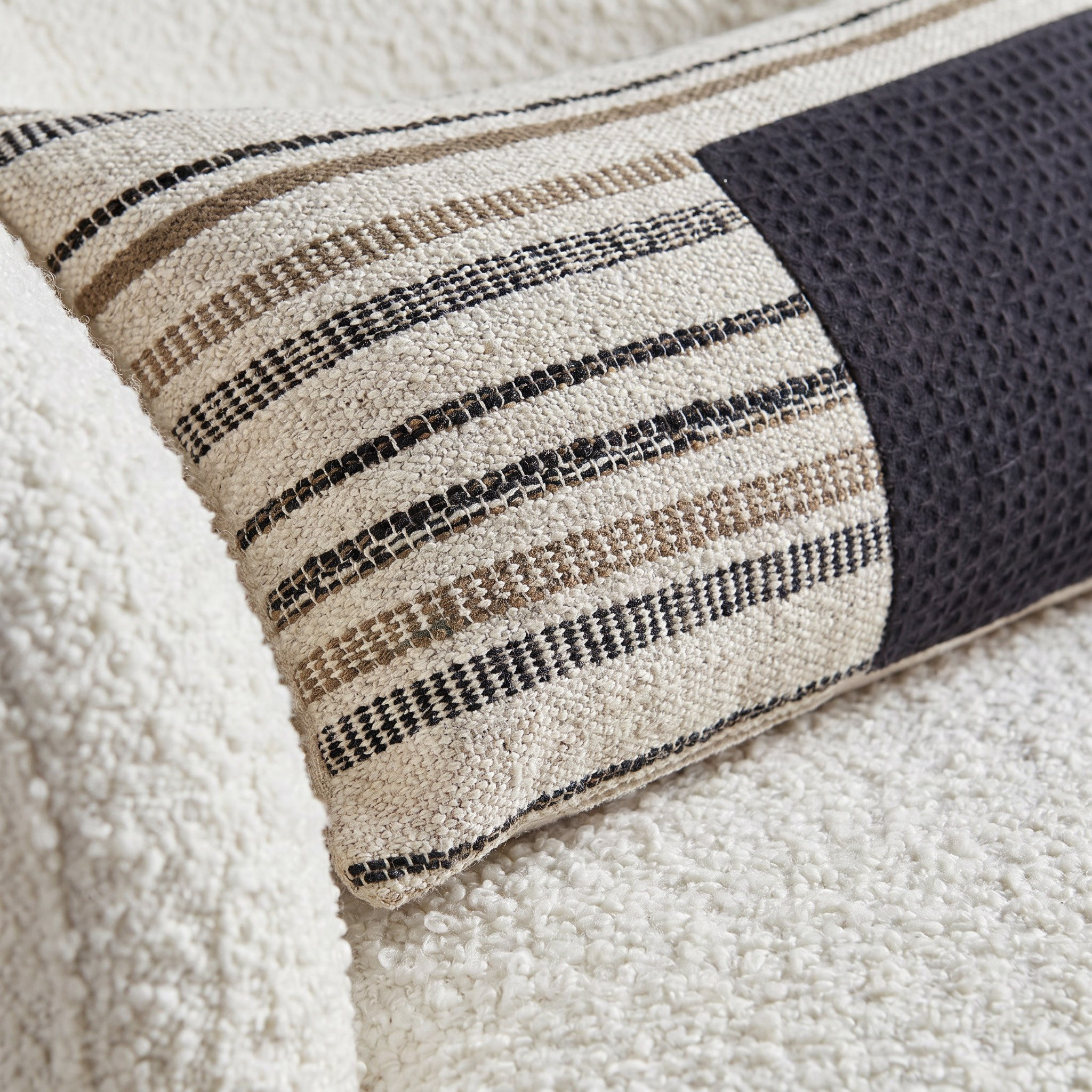 Monochrom Corner Patch Filled Cushion - 30x50 cm-hbxlivingroom-furnishings-cushionsandcovers-filledcushions-image-3