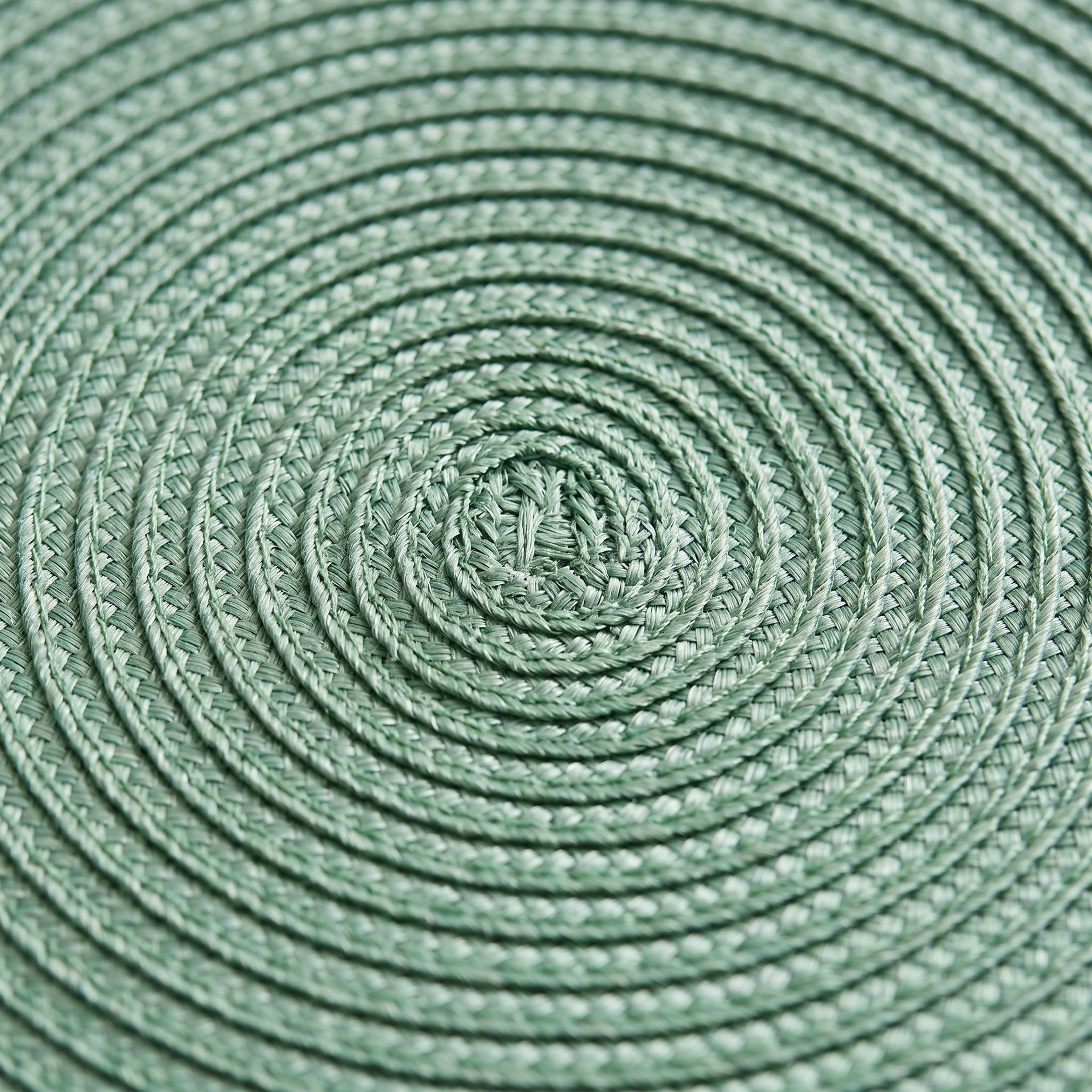 Matik Round Placemat - 38x38 cm-hbxdecorandfurnishings-homefurnishings-tablelinens-image-2
