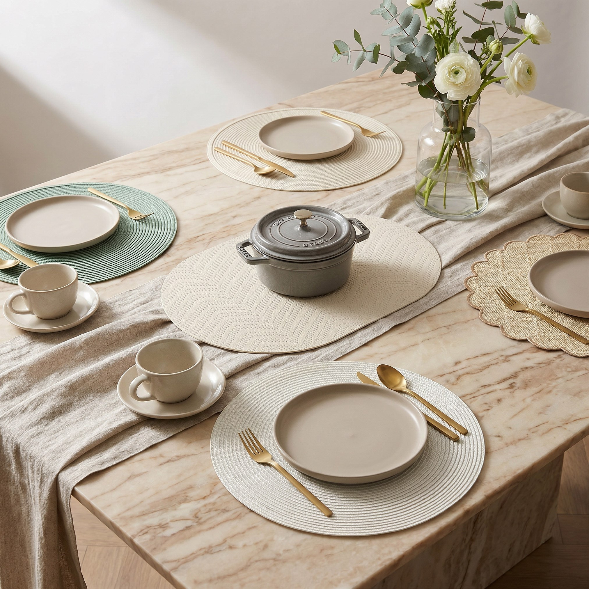 Tabletales Maze Embroidery Scallop Round Placemat - 38x38 cm-hbxdecorandfurnishings-homefurnishings-tablelinens-image-4