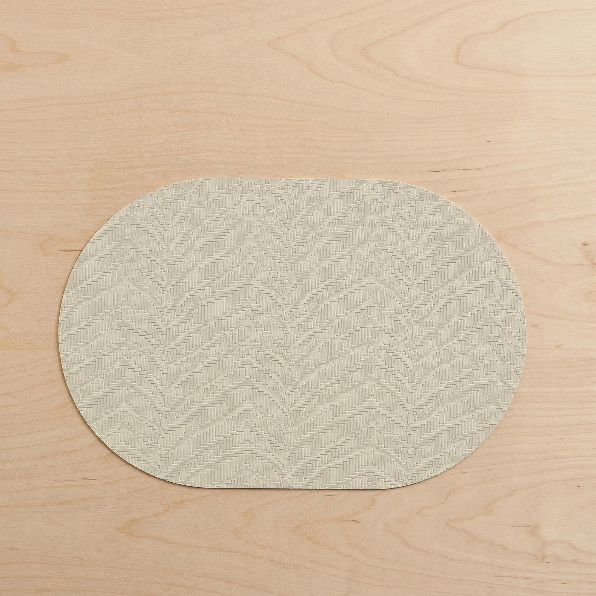 Layon Oval Placemat - 37.5 cm-hbxdecorandfurnishings-homefurnishings-tablelinens-image-1
