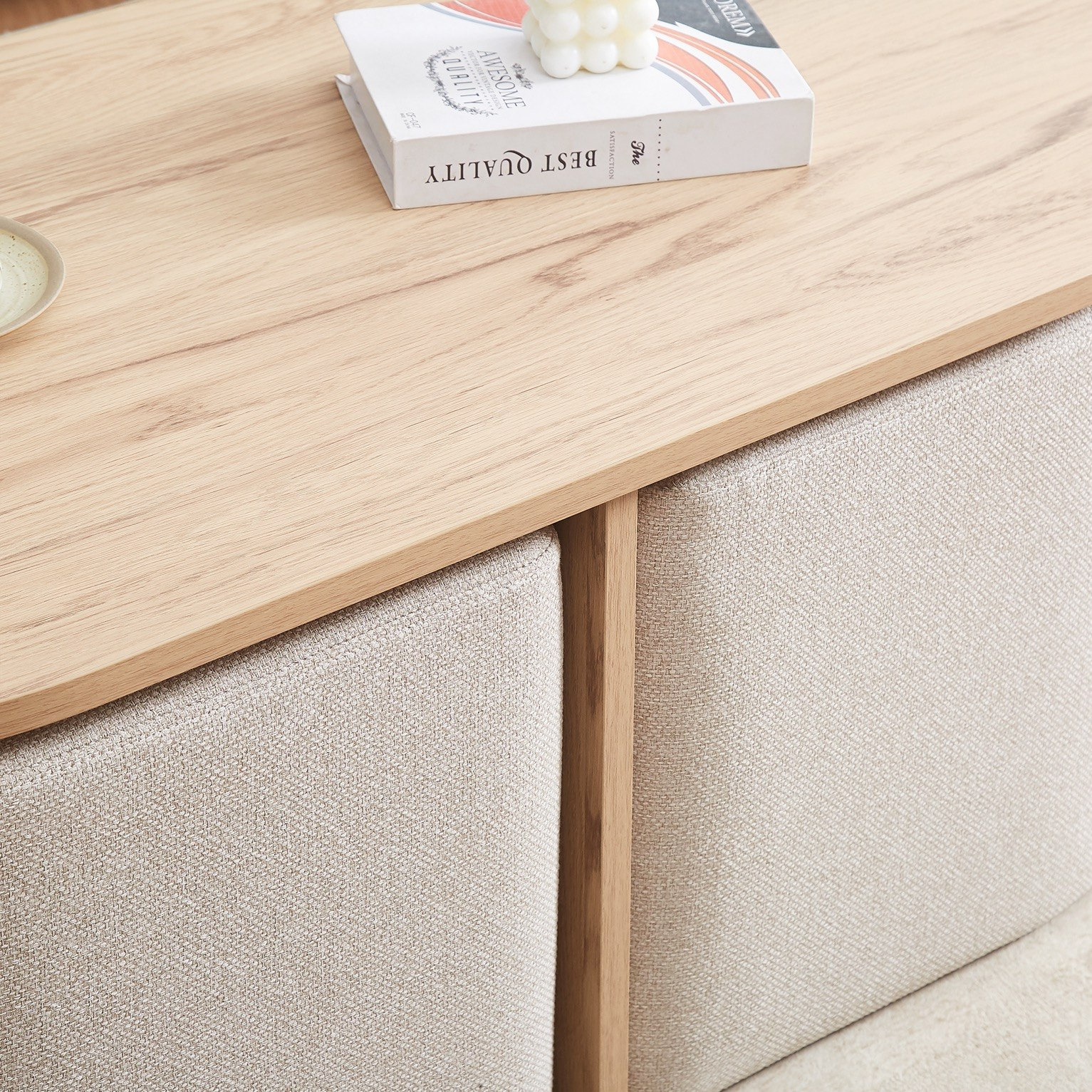 طاولة قهوة مع مقعدين مبطنين من كلون-hbxlivingroom-tablesandstands-coffeetables-image-4