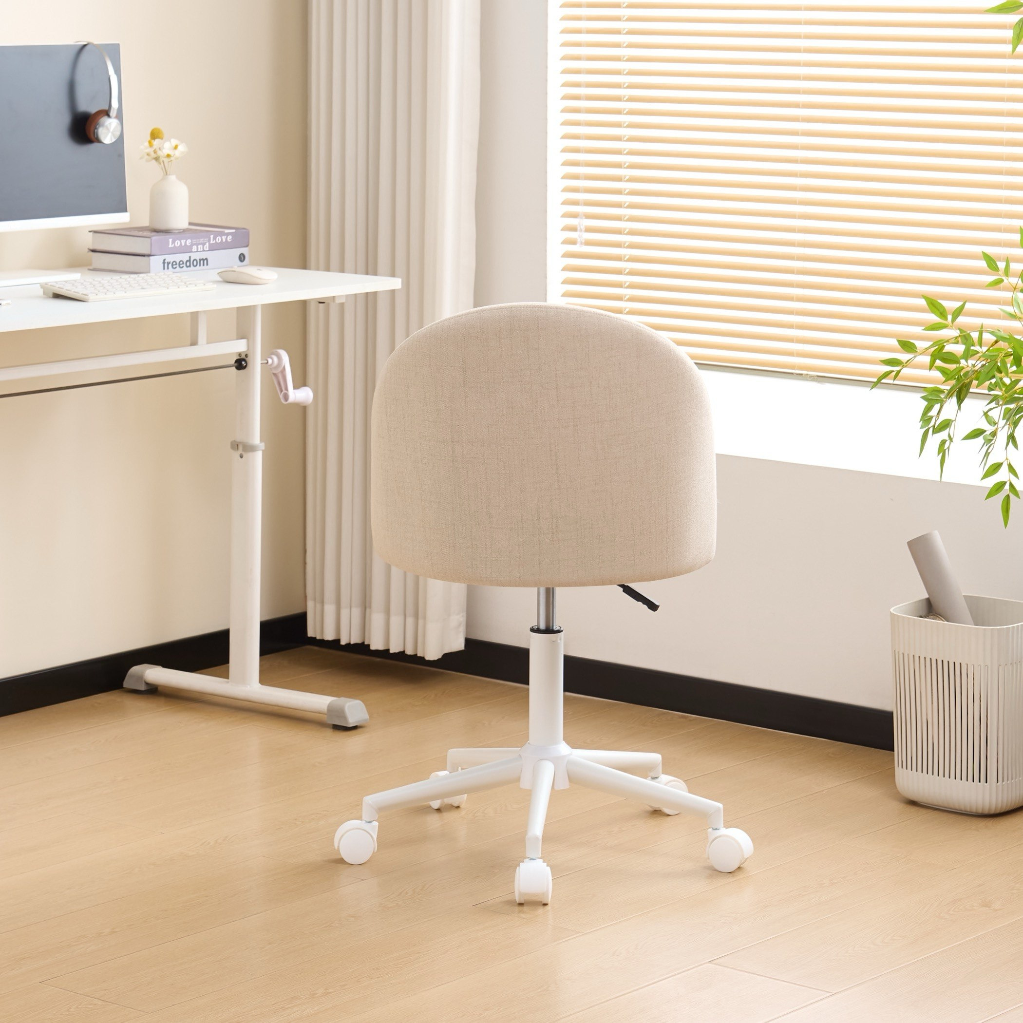 كرسي مكتب من كاميليا-hbxfurniture-kidsroom-studychairs-image-3