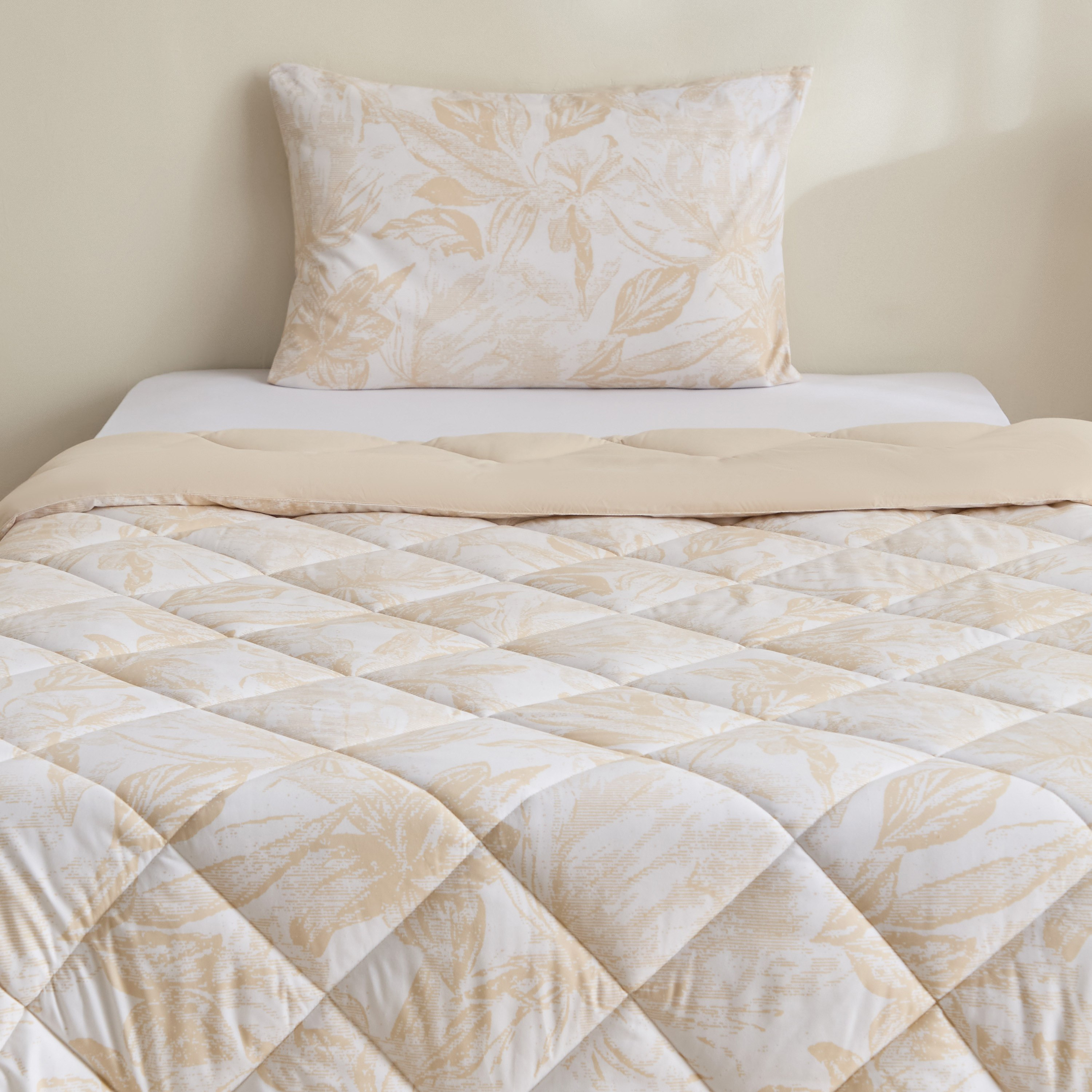 Madrid Floral Microfibre Reversible 2-Piece Twin Comforter Set - 160x220 cm-hbxhomeware-bedding-bedinabag-image-2