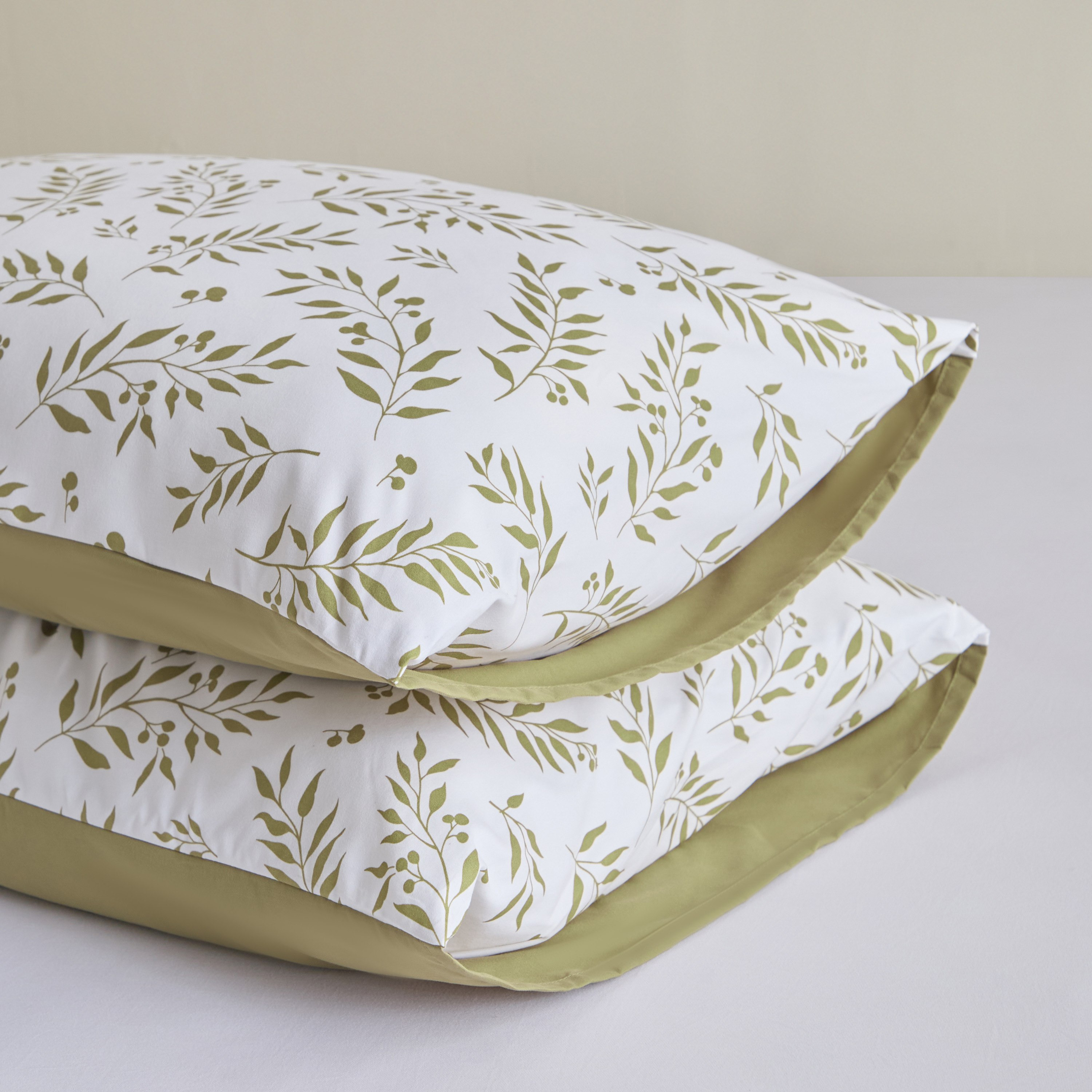 Madrid Leaf Microfibre 3-Piece King Reversible Comforter Set - 220x240 cm-hbxhomeware-bedding-bedinabag-image-7