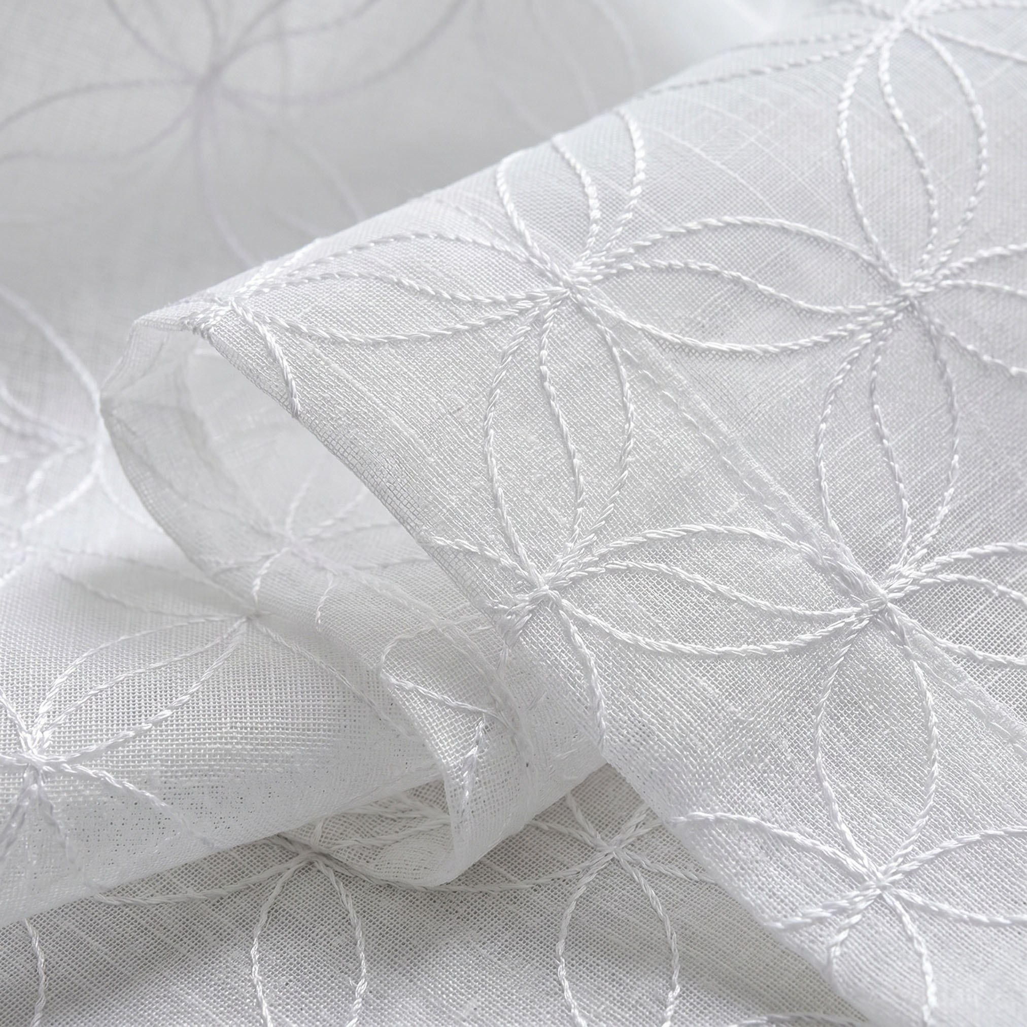 طقم من 2 ستارة شفافة ومطرزة من نورديك ليون - 140x240 سم-hbxbedroom-windowcoverings-curtains-image-3