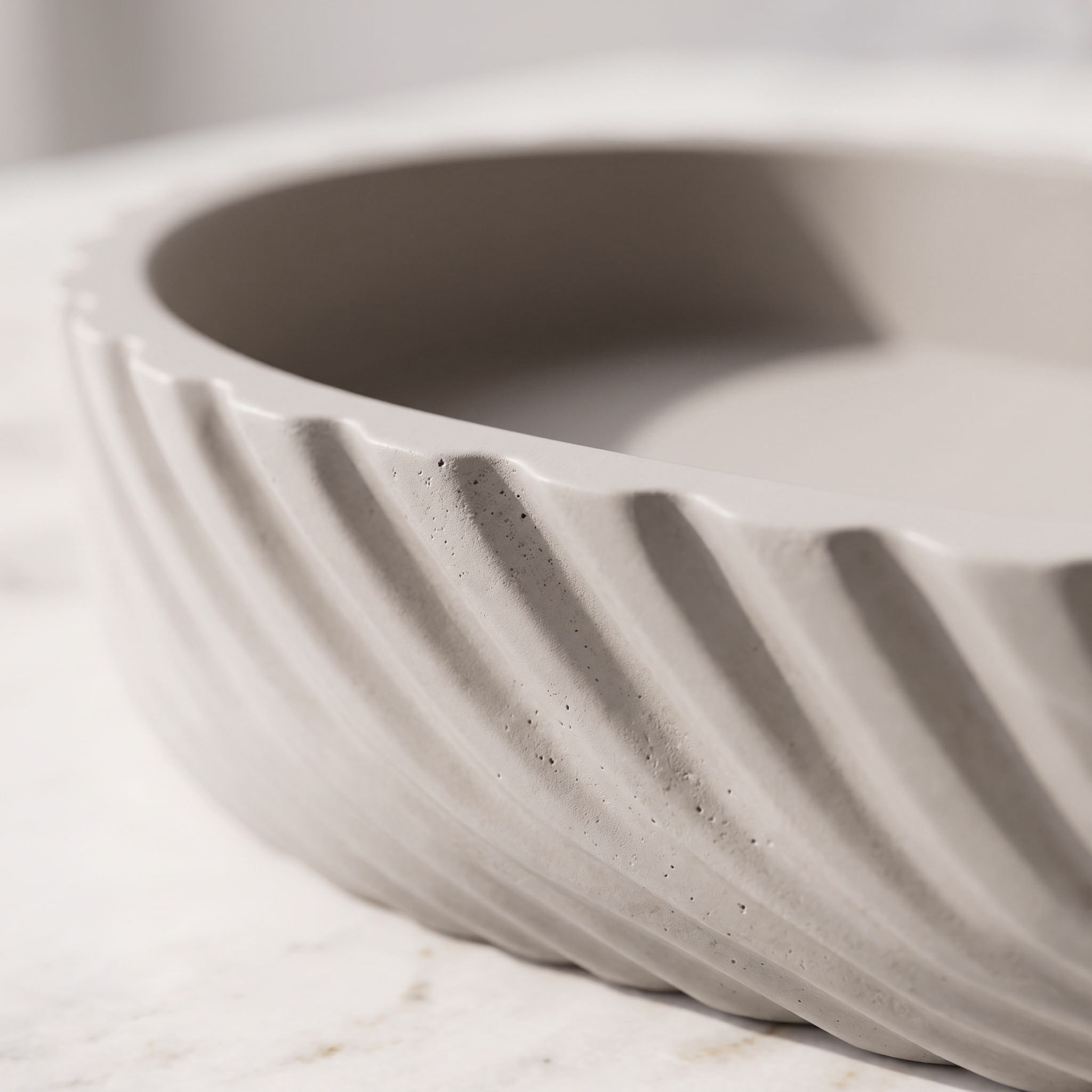 صحن صابون من الراتنج من آريا-hbxdecorandfurnishings-bathroomaccessories-bathroomsets-image-2
