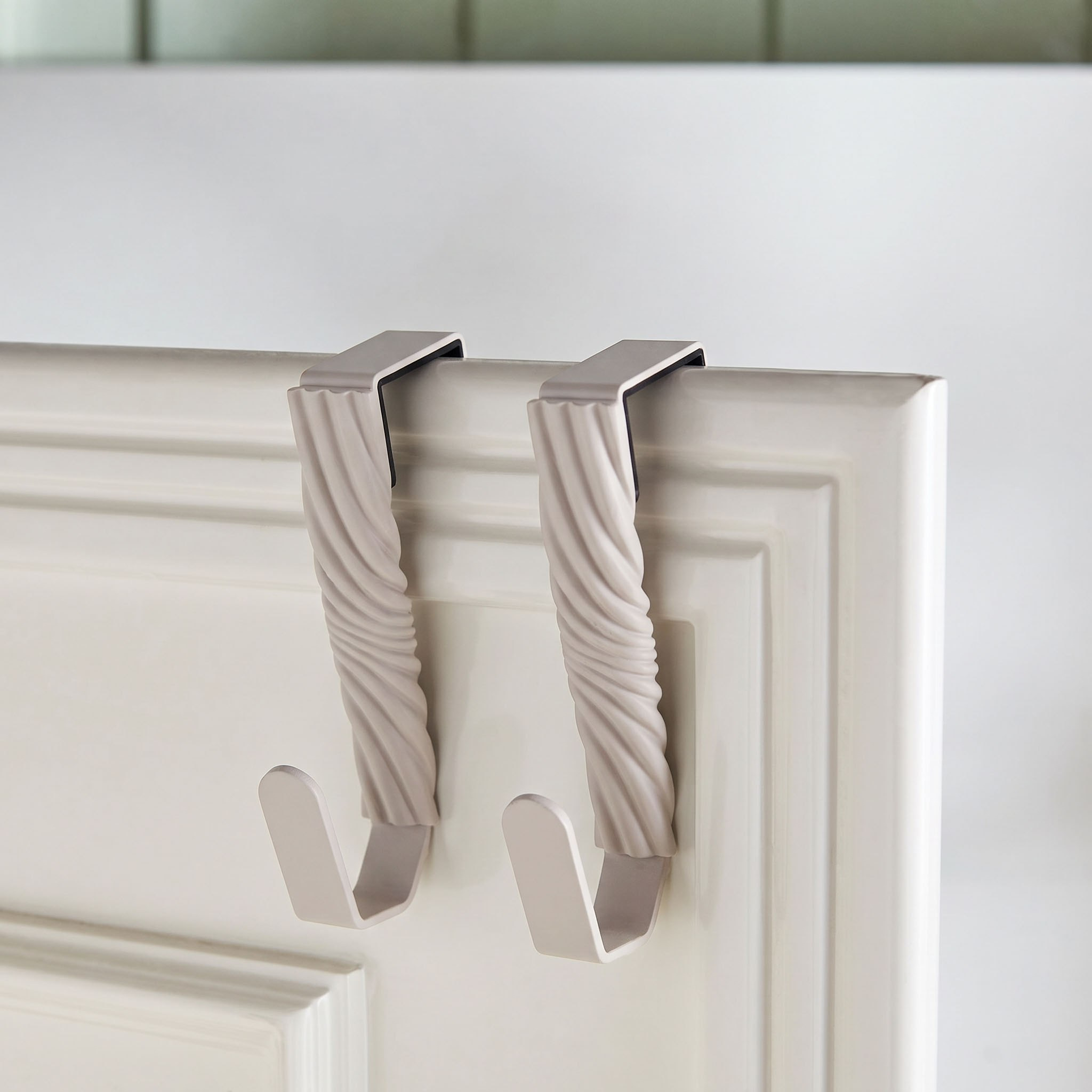 Aria 2-Piece Resin Hook Set-hbxbathroom-bathaccessories-showercaddiesandwallhooks-image-1
