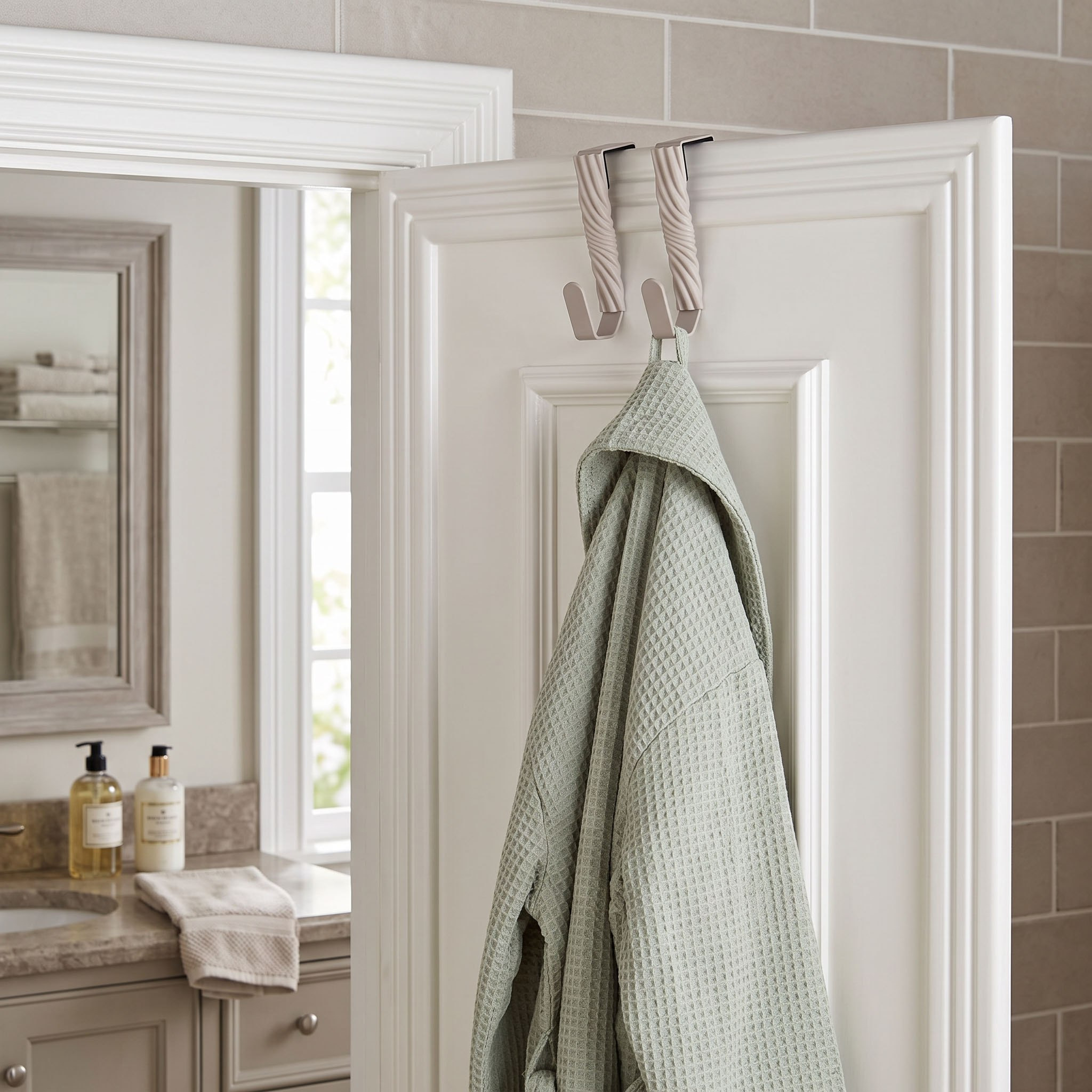 Aria 2-Piece Resin Hook Set-hbxbathroom-bathaccessories-showercaddiesandwallhooks-image-4