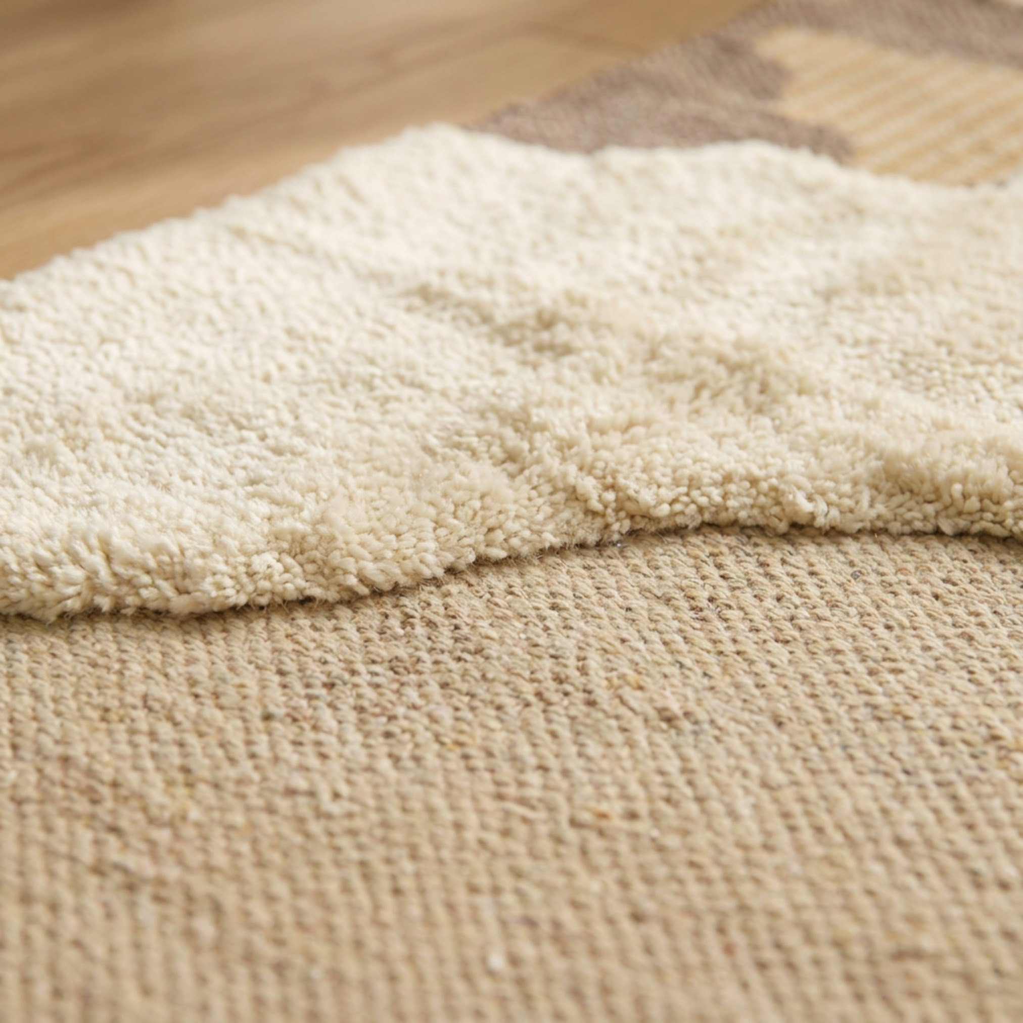 Aizel Cloudia Cotton Overtufted Dhurrie - 120x160 cm-hbxdecorandfurnishings-floorcoverings-rugs-image-3