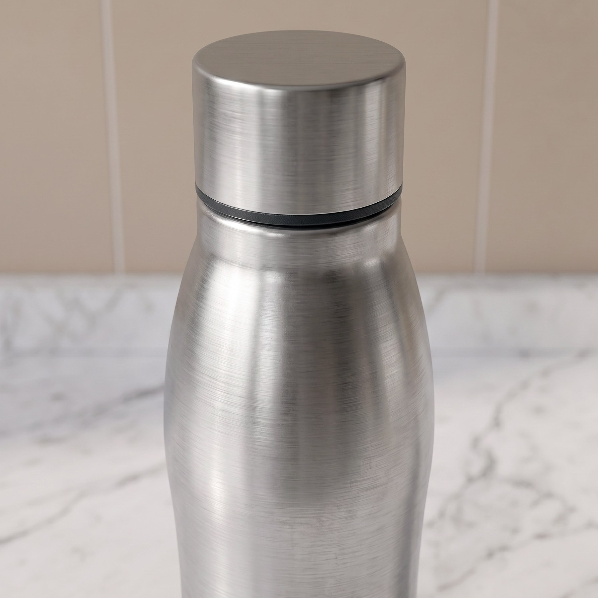 قارورة أنيقة من ستيلو - 1 لتر-hbxhomeware-diningandtabletop-bottles-image-2