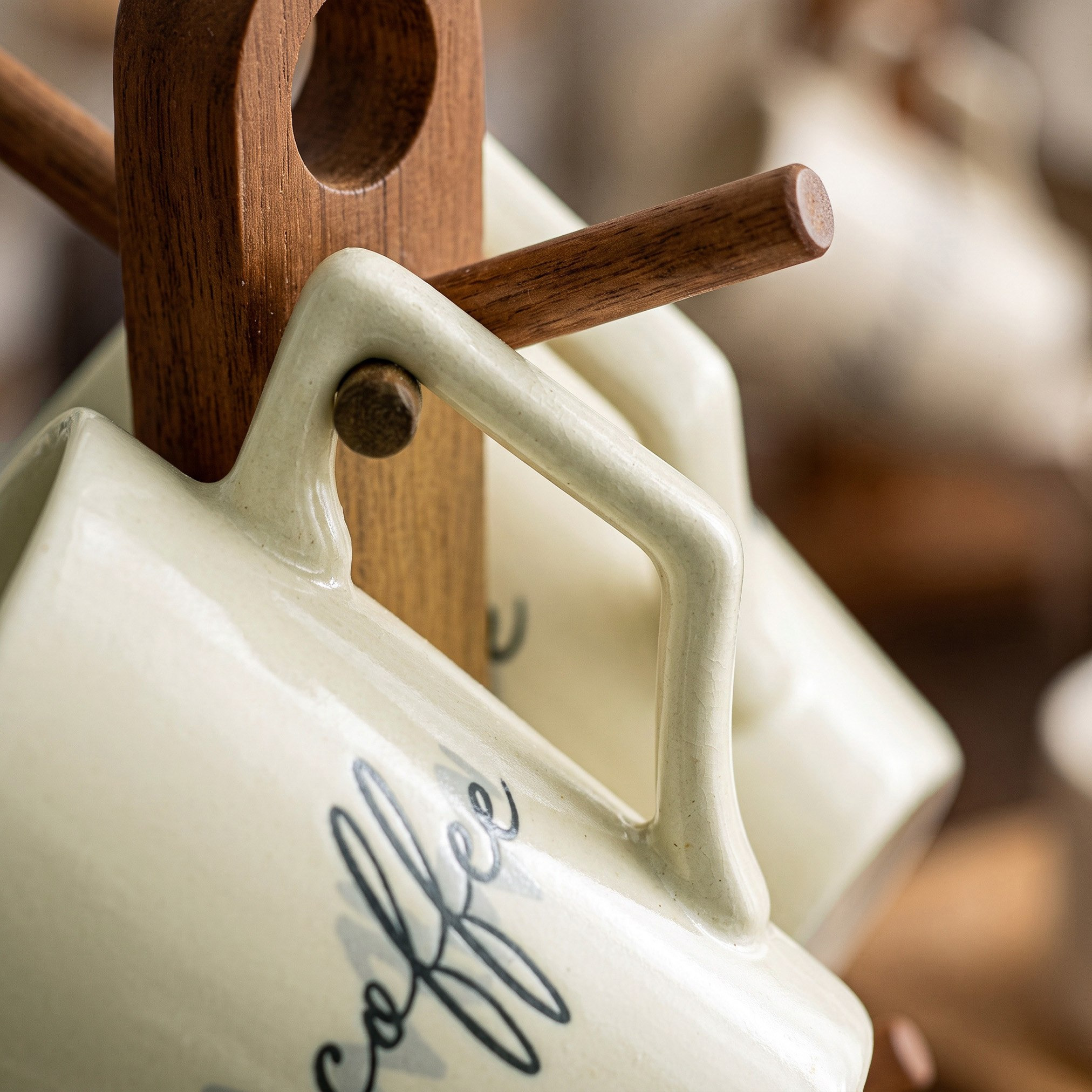 Wordscape 4-Piece Mug On Stand Set - 300 ml-hbxdecorandfurnishings-tabletop-coffeeandteasets-image-2