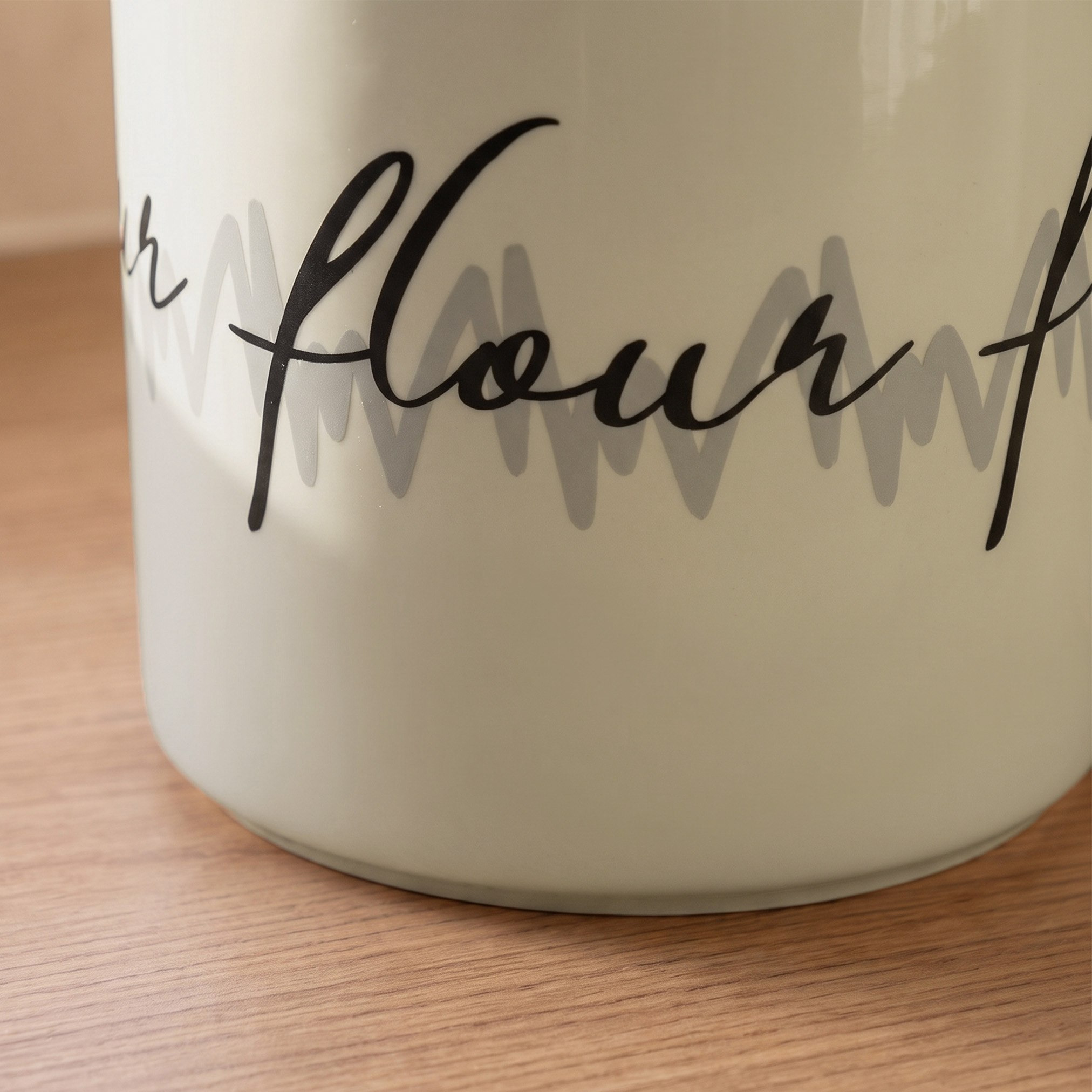 جرة دقيق من وورد سكيب - 20 سم-hbxhomeware-kitchenware-containersandjars-image-3