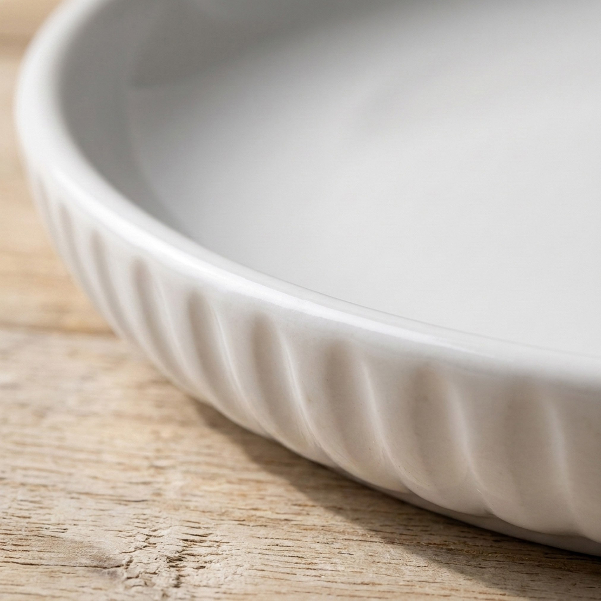 Luster 4-Piece Embossed Side Plate Set - 20 cm-hbxdecorandfurnishings-tabletop-crockery-image-5