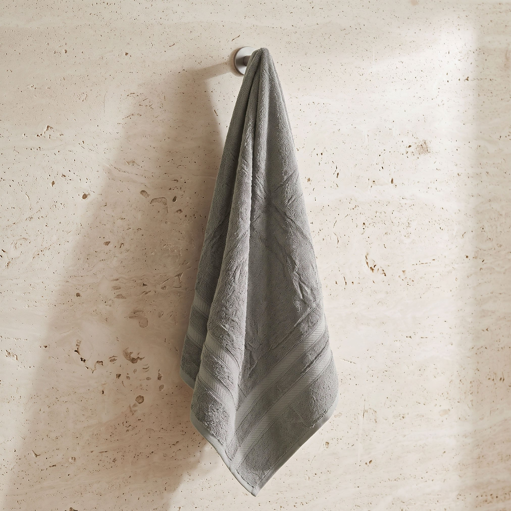 طقم مناشف ممشطة 6 قطع من إسينشال بلس-hbxbathroom-bathroomtextiles-image-2