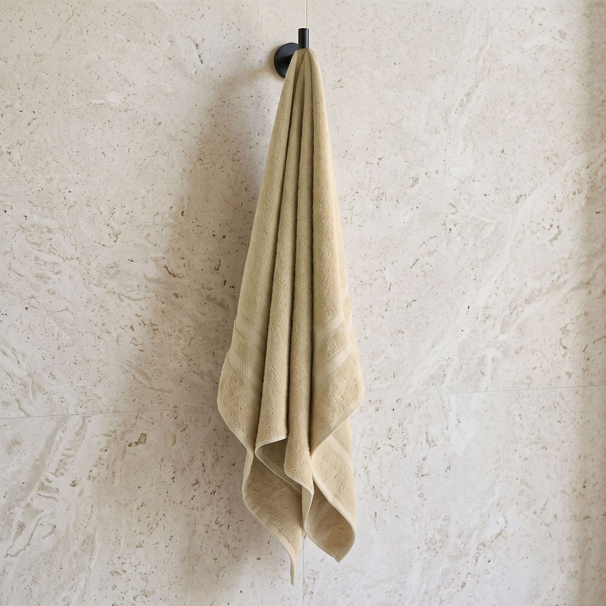 طقم مناشف ممشط قطن 8 قطع بلس من إسينشال-hbxbathroom-bathroomtextiles-image-2