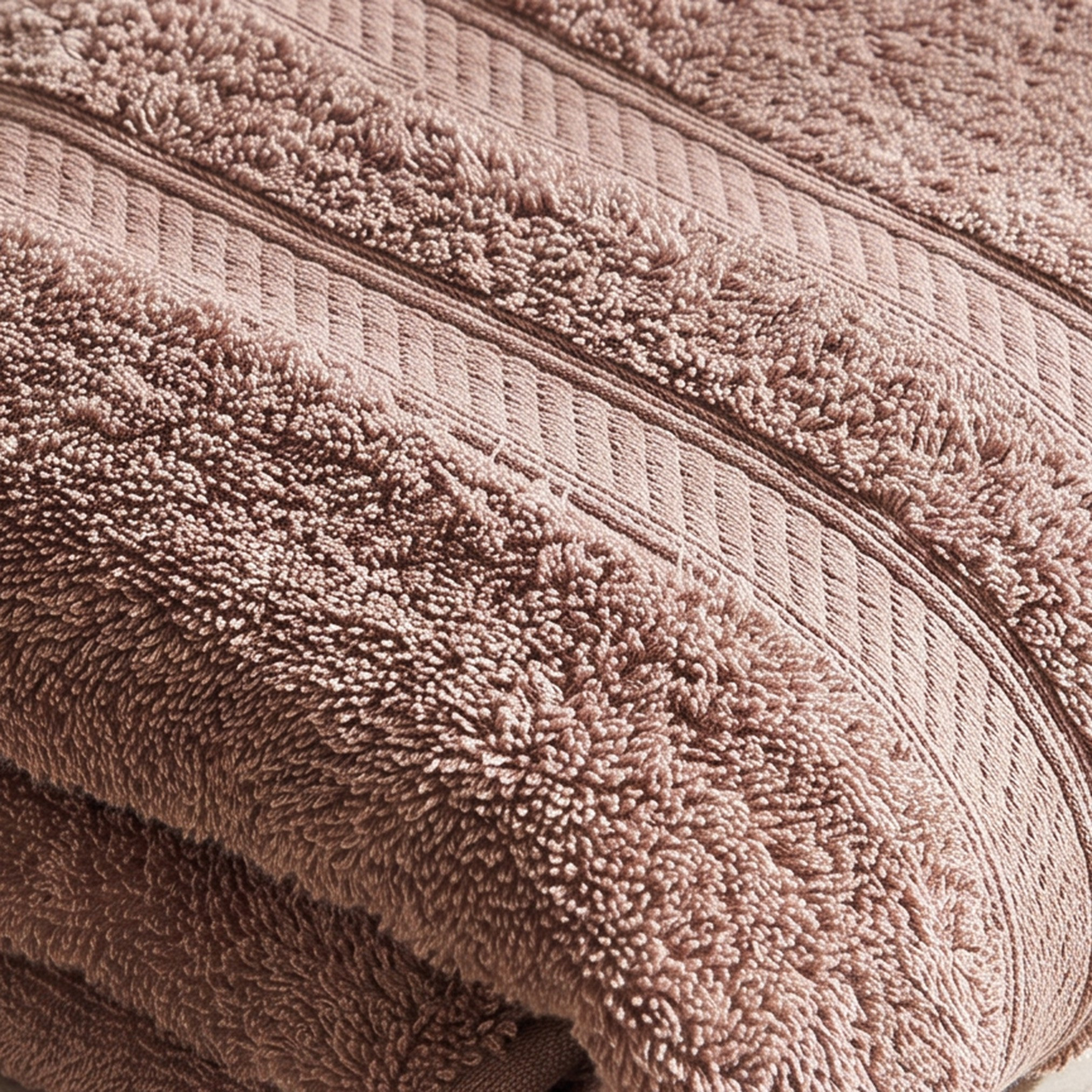 منشفة حمام ممشطة من إسينشال بلس - 70x140 سم-hbxbathroom-bathroomtextiles-image-4