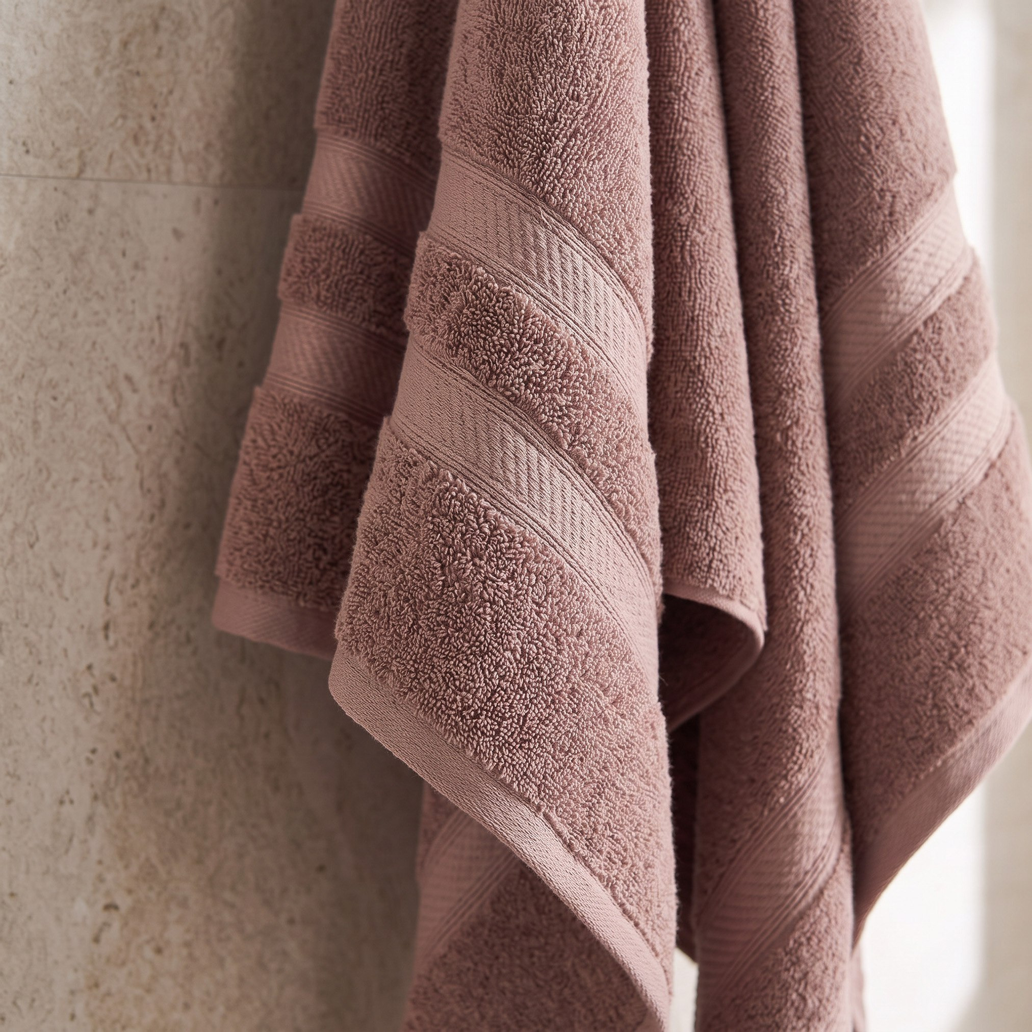 فوطة استحمام كبيرة من قطن ممشط - إسينشال بلس - 90×150 سم-hbxbathroom-bathroomtextiles-image-3